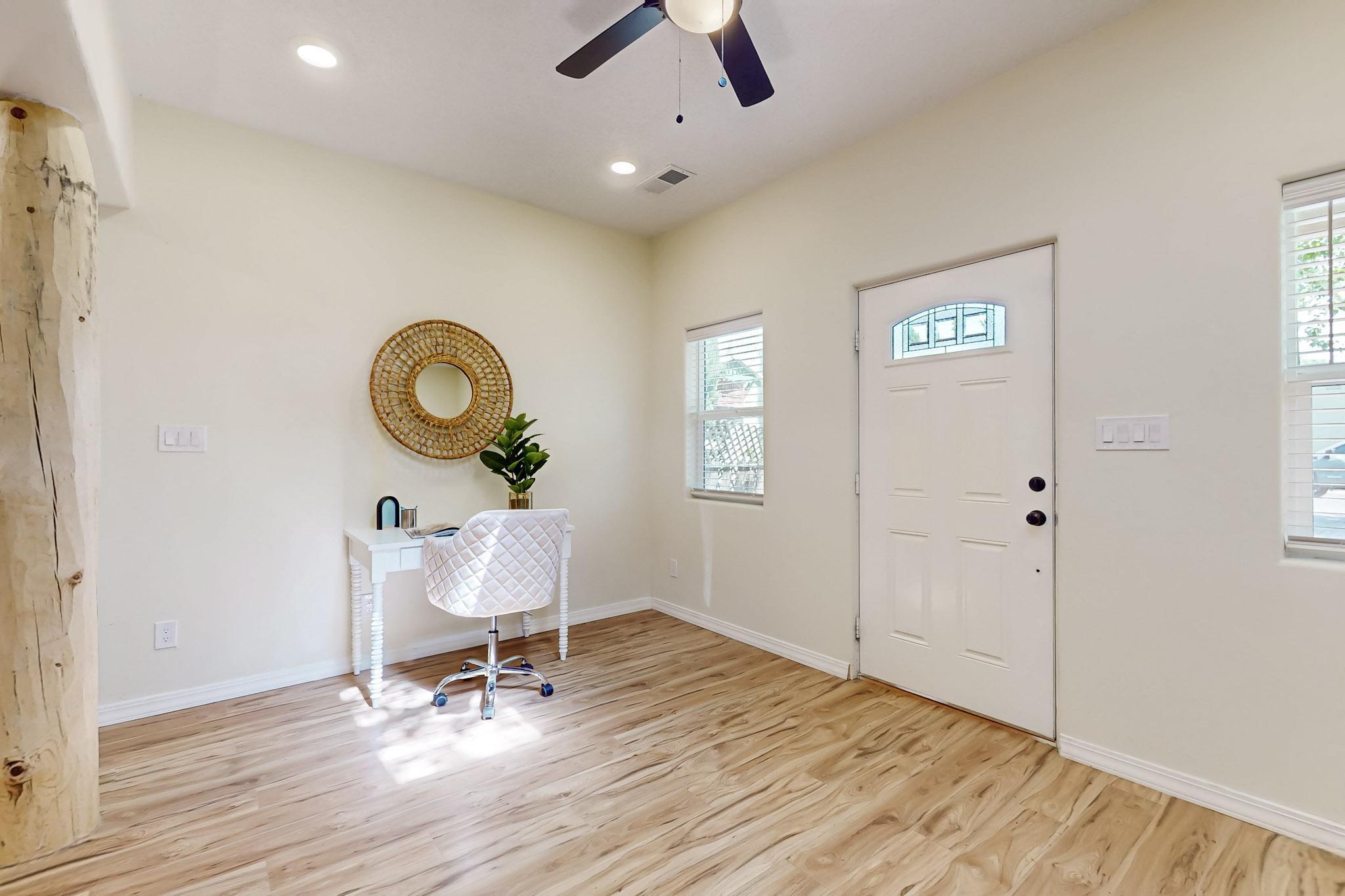 713 Lewis Avenue, Albuquerque, New Mexico image 4