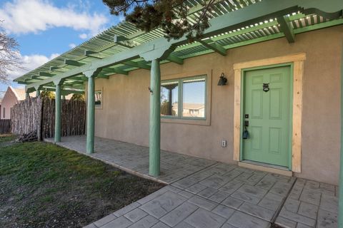 Photo of 4714 El Hachero Court SE, Rio Rancho, NM 87124 (MLS # 1095127)