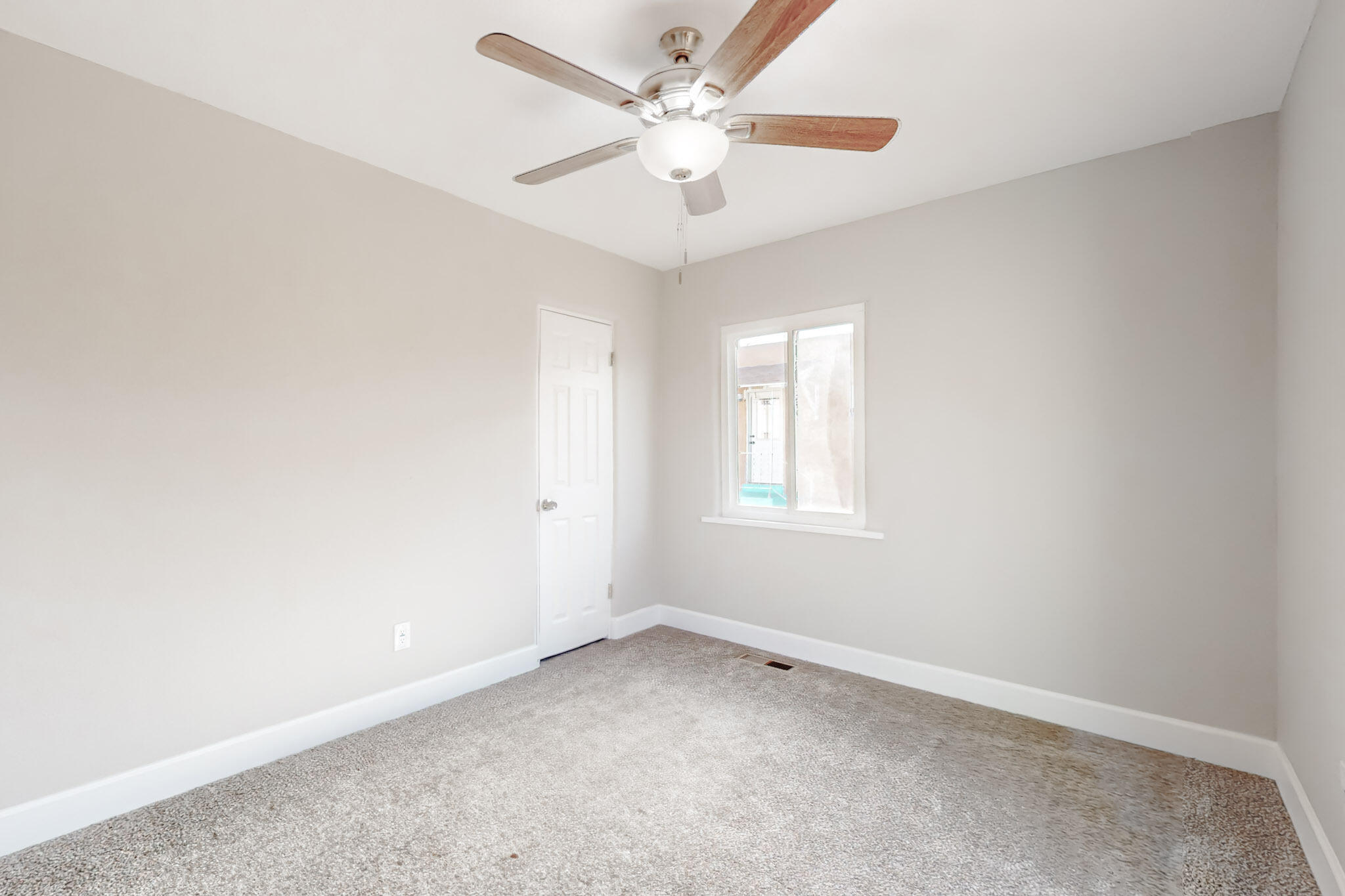 901 Princeton Drive, Albuquerque, New Mexico image 26