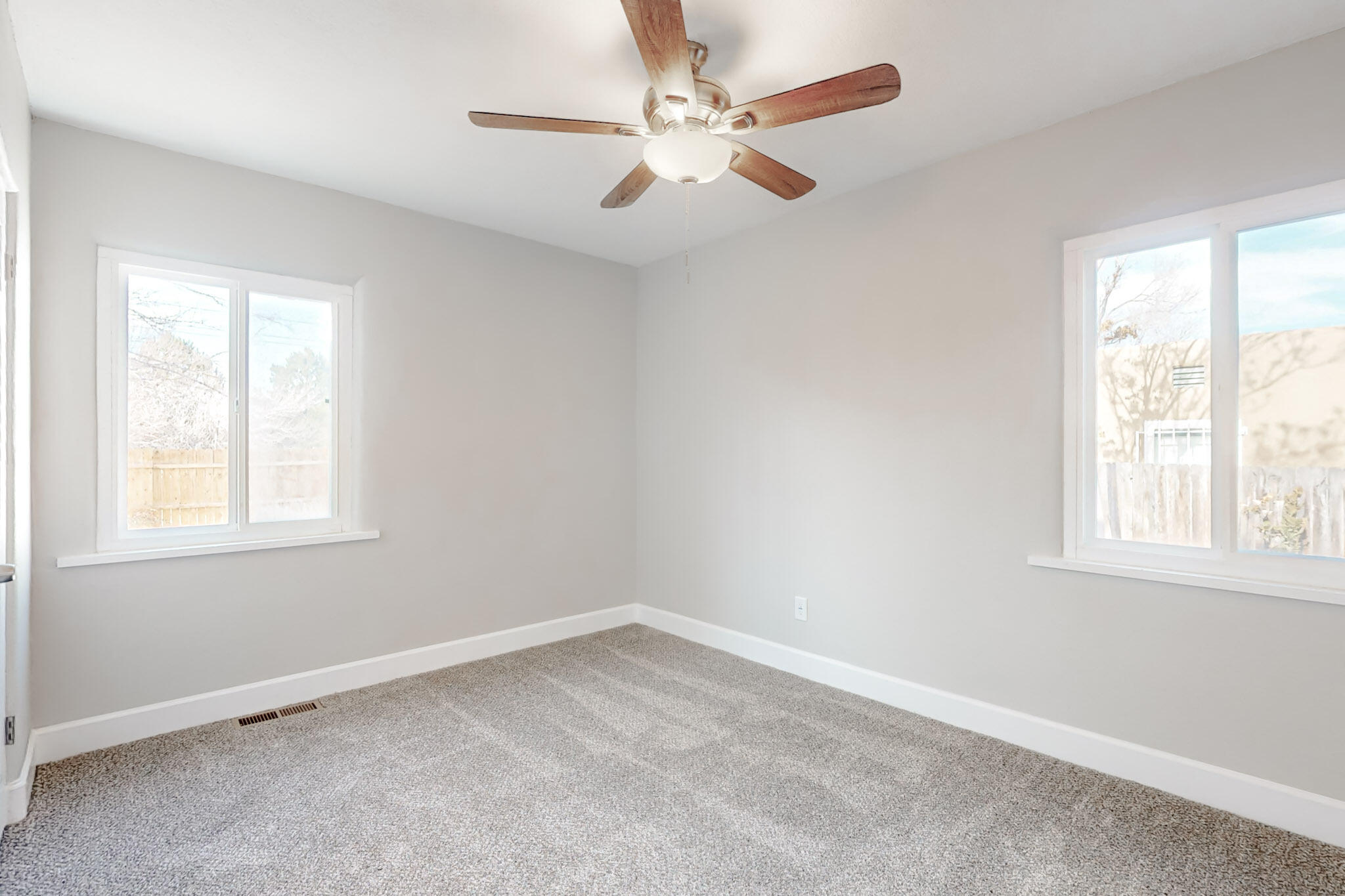 901 Princeton Drive, Albuquerque, New Mexico image 17