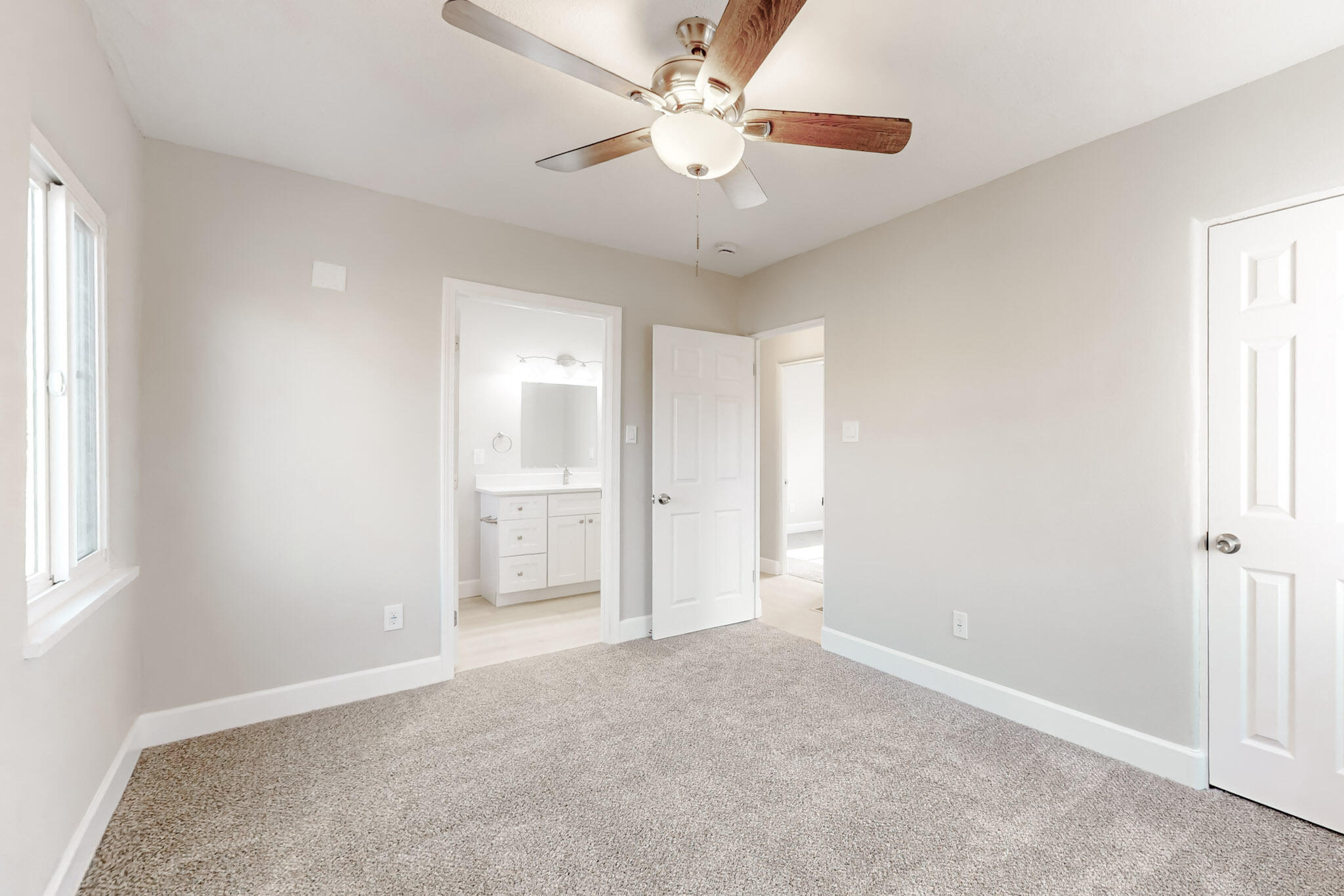 901 Princeton Drive, Albuquerque, New Mexico image 19
