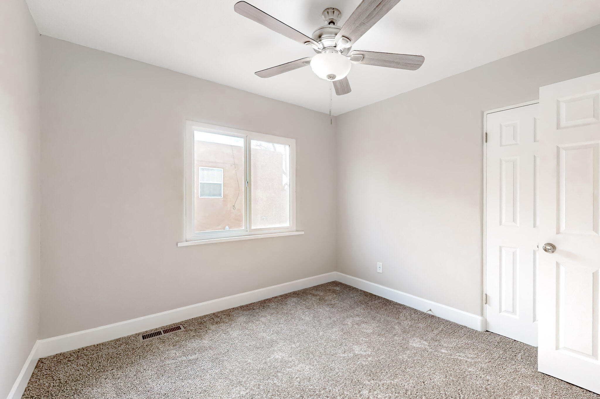 901 Princeton Drive, Albuquerque, New Mexico image 30