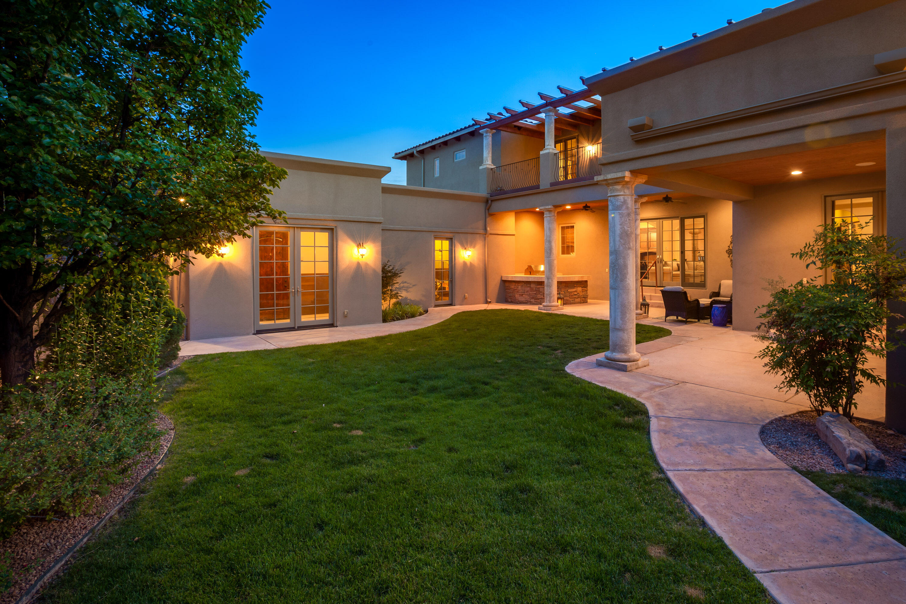 8800 Tiffany Bud Court NE