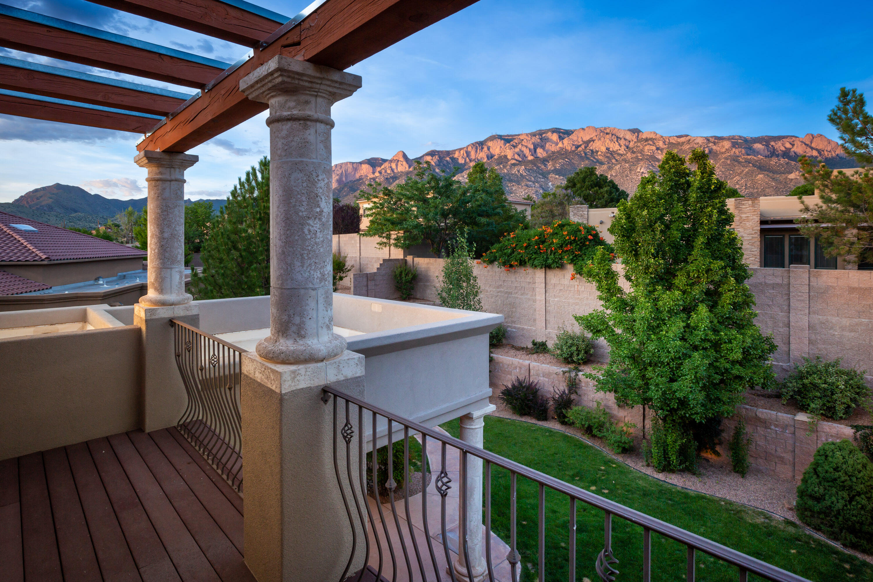 8800 Tiffany Bud Court NE