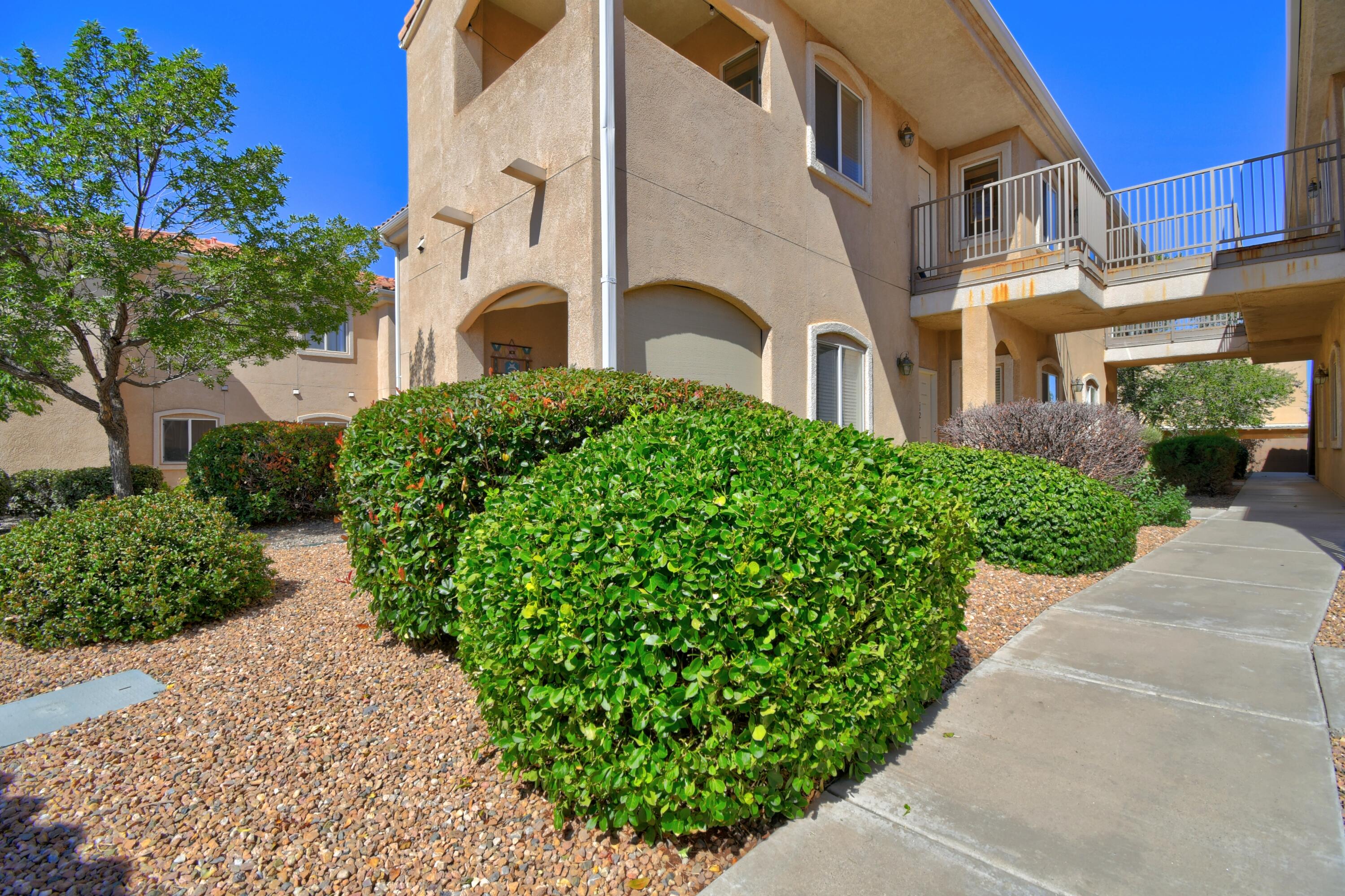 6800 VISTA DEL NORTE Road NE 1322