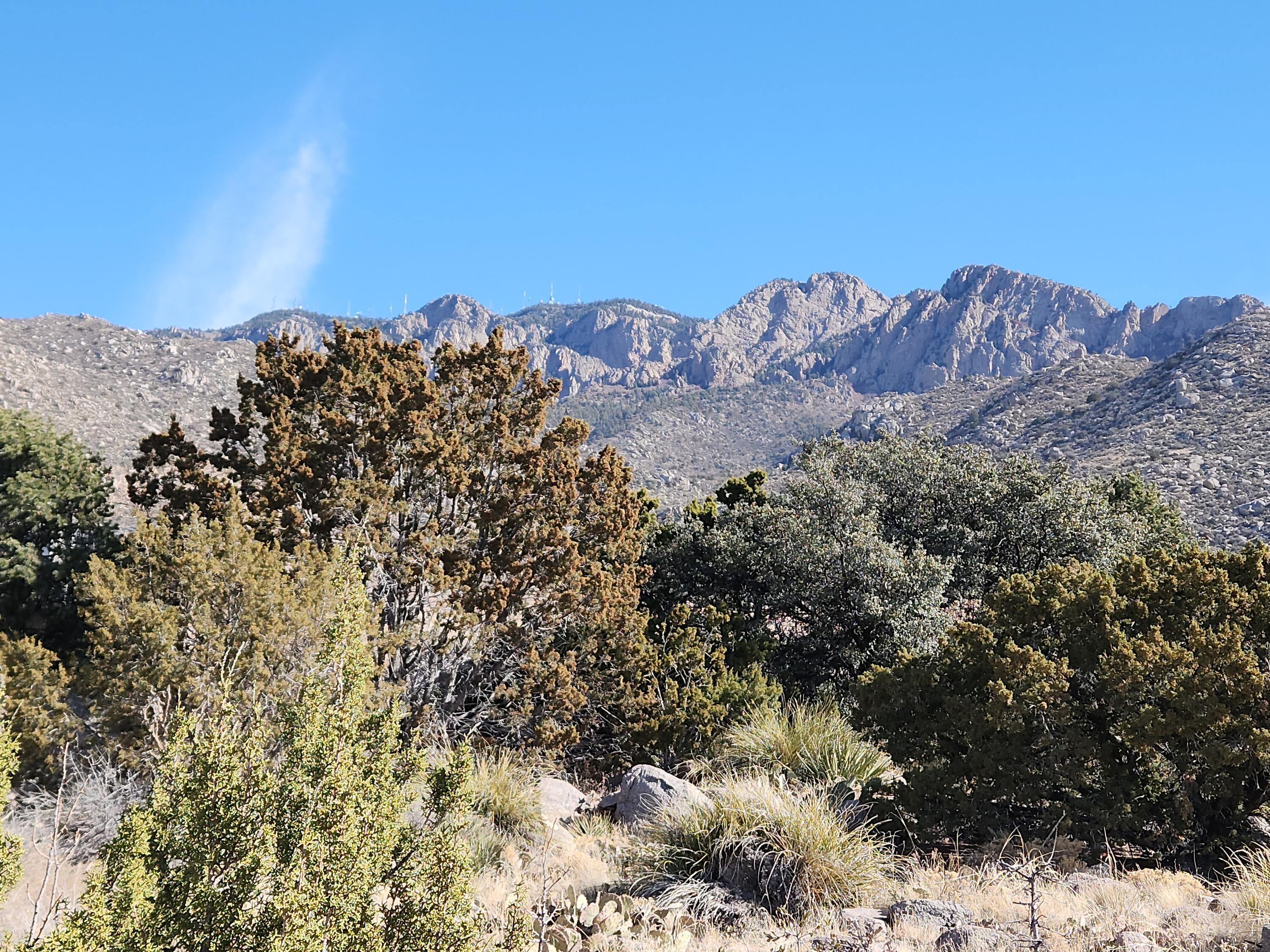 47 Rock Ridge Drive NE