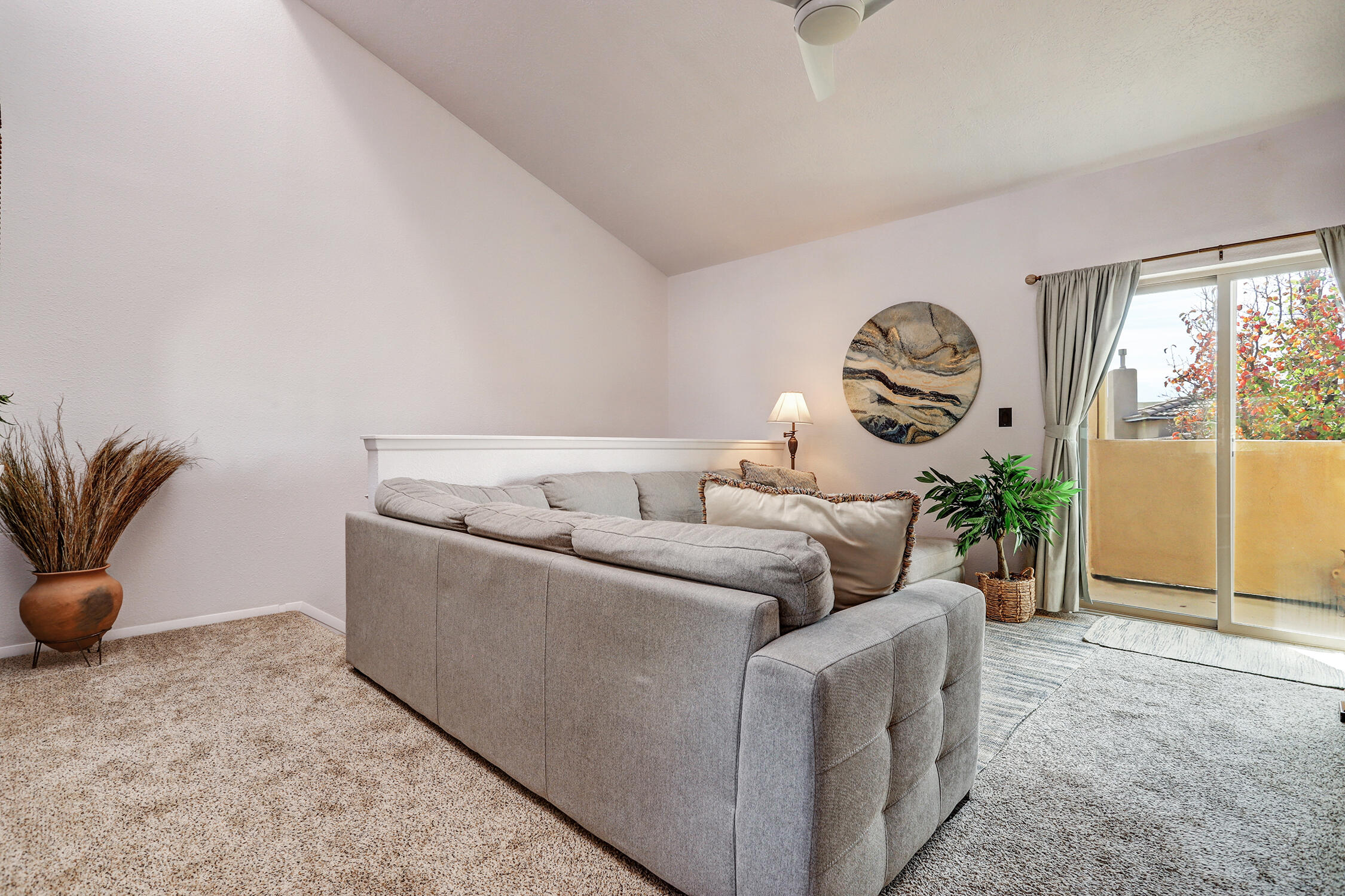 13246 Candelaria Road NE