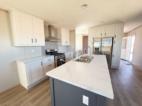 Mobile Home For Sale - 1179 Los Tulipanes Drive<br/> Los Lunas, NM 87031