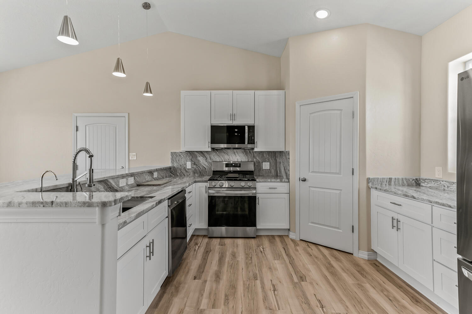 6 Romano Ray Court, Edgewood, New Mexico image 8