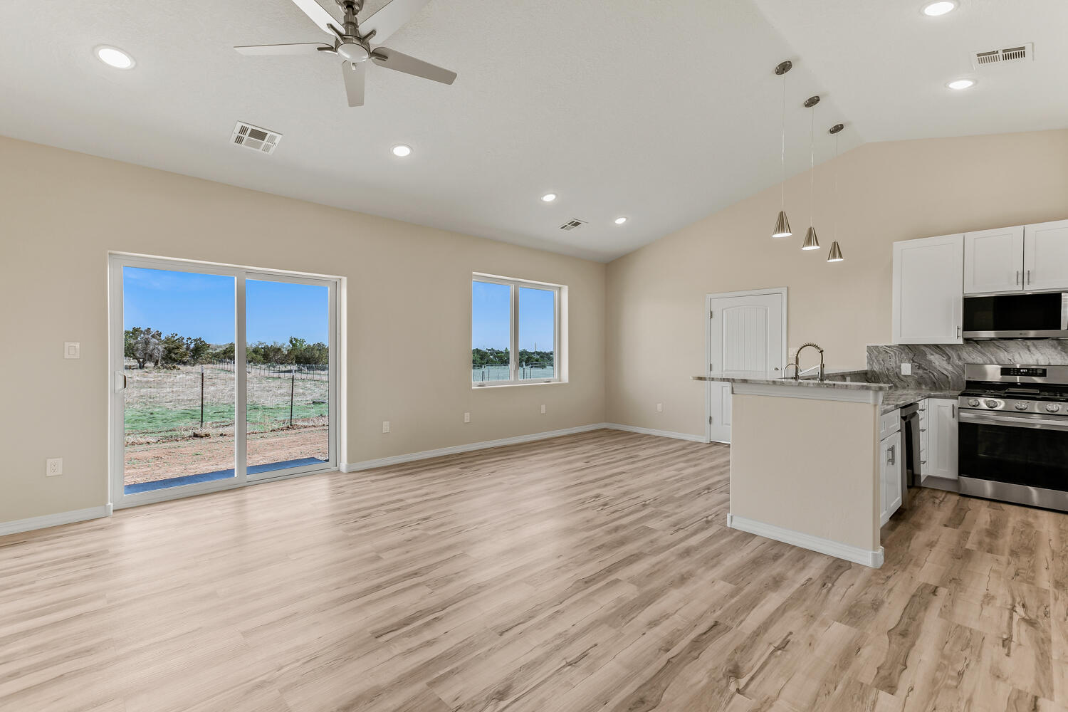 6 Romano Ray Court, Edgewood, New Mexico image 2