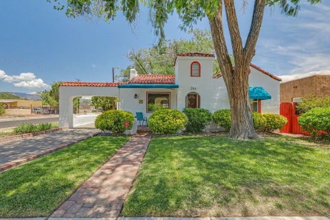 Homes For Sale - 344 Amherst Drive<br/> Albuquerque, NM 87106