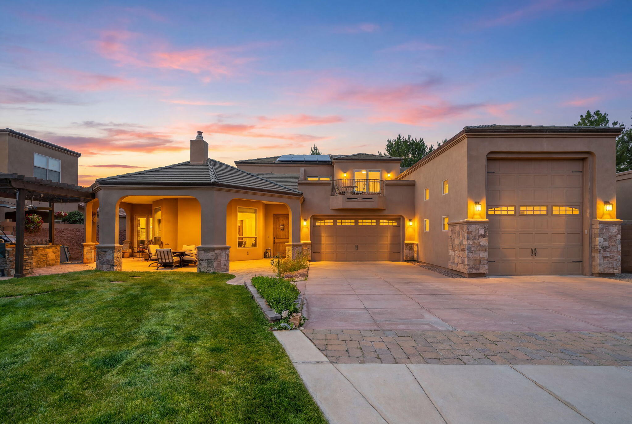 323 Nuevo Hacienda Lane NW