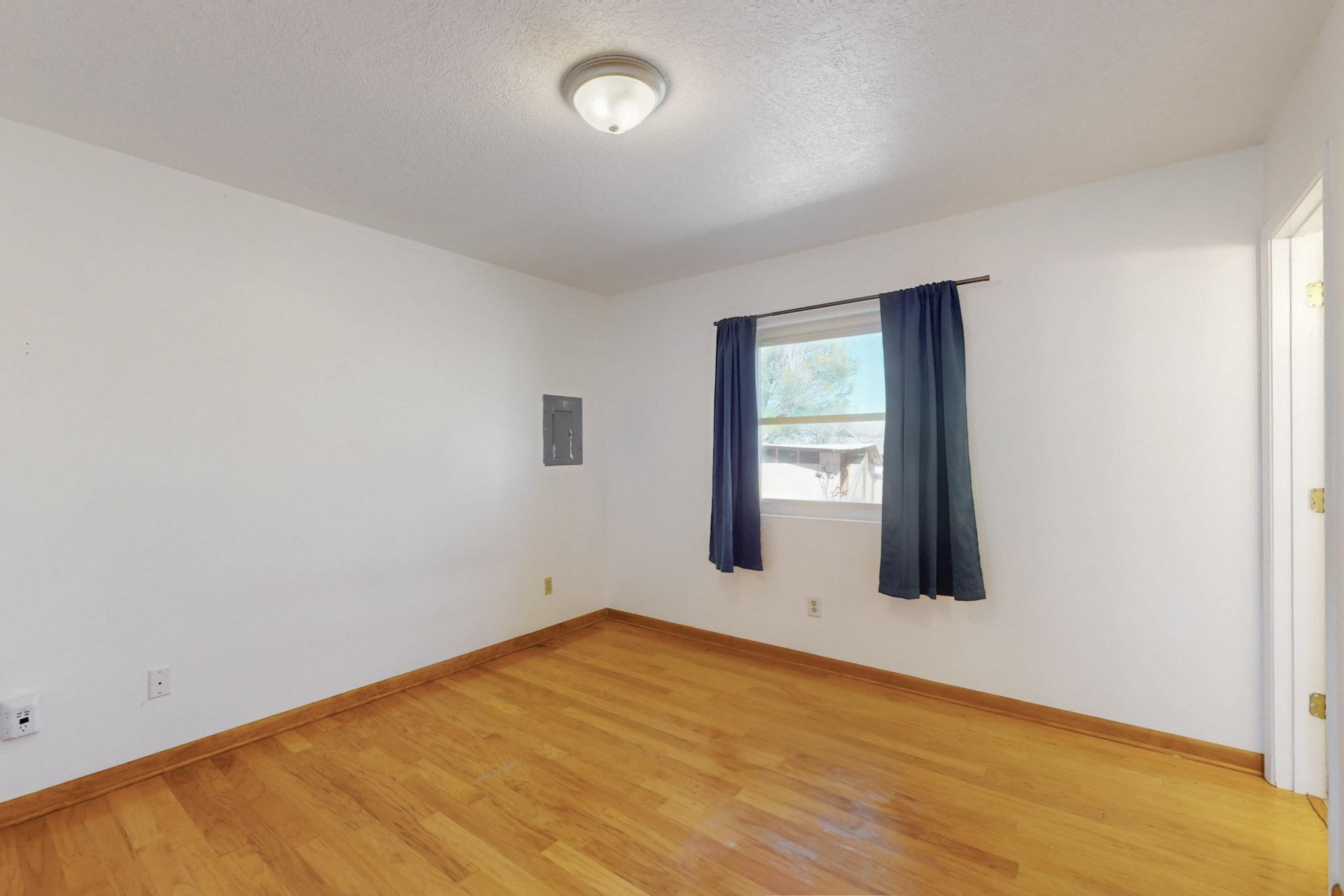 612 Sean Court, Belen, New Mexico image 31