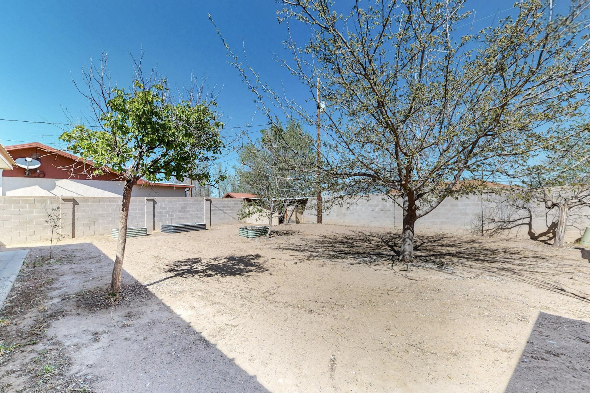 612 Sean Court, Belen, New Mexico image 44