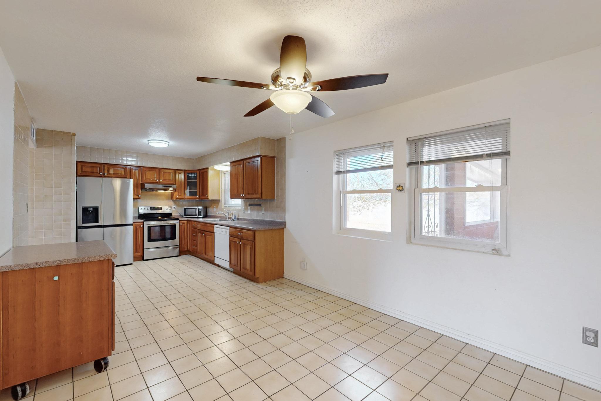 612 Sean Court, Belen, New Mexico image 17