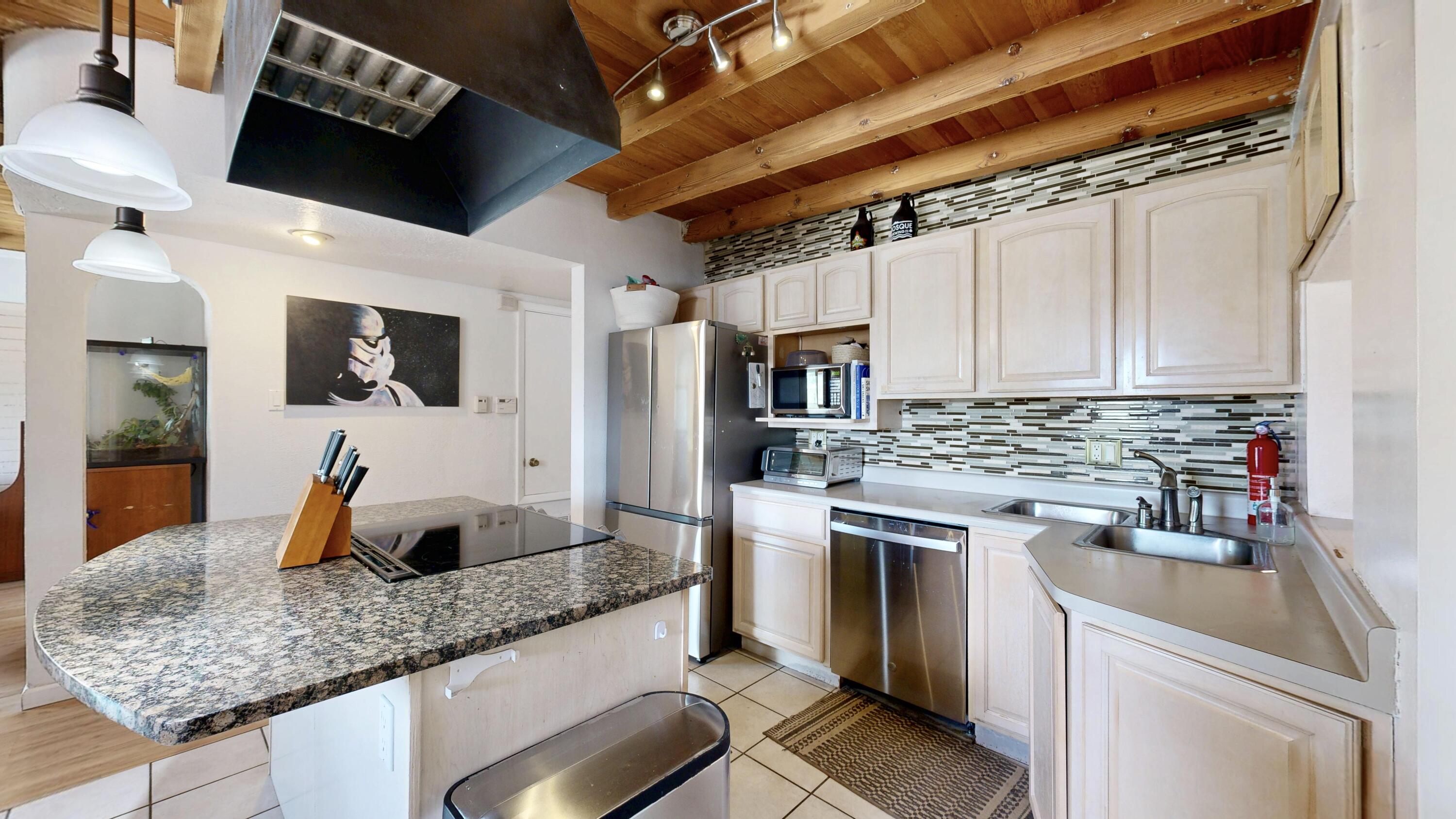 1220 Morris Street NE