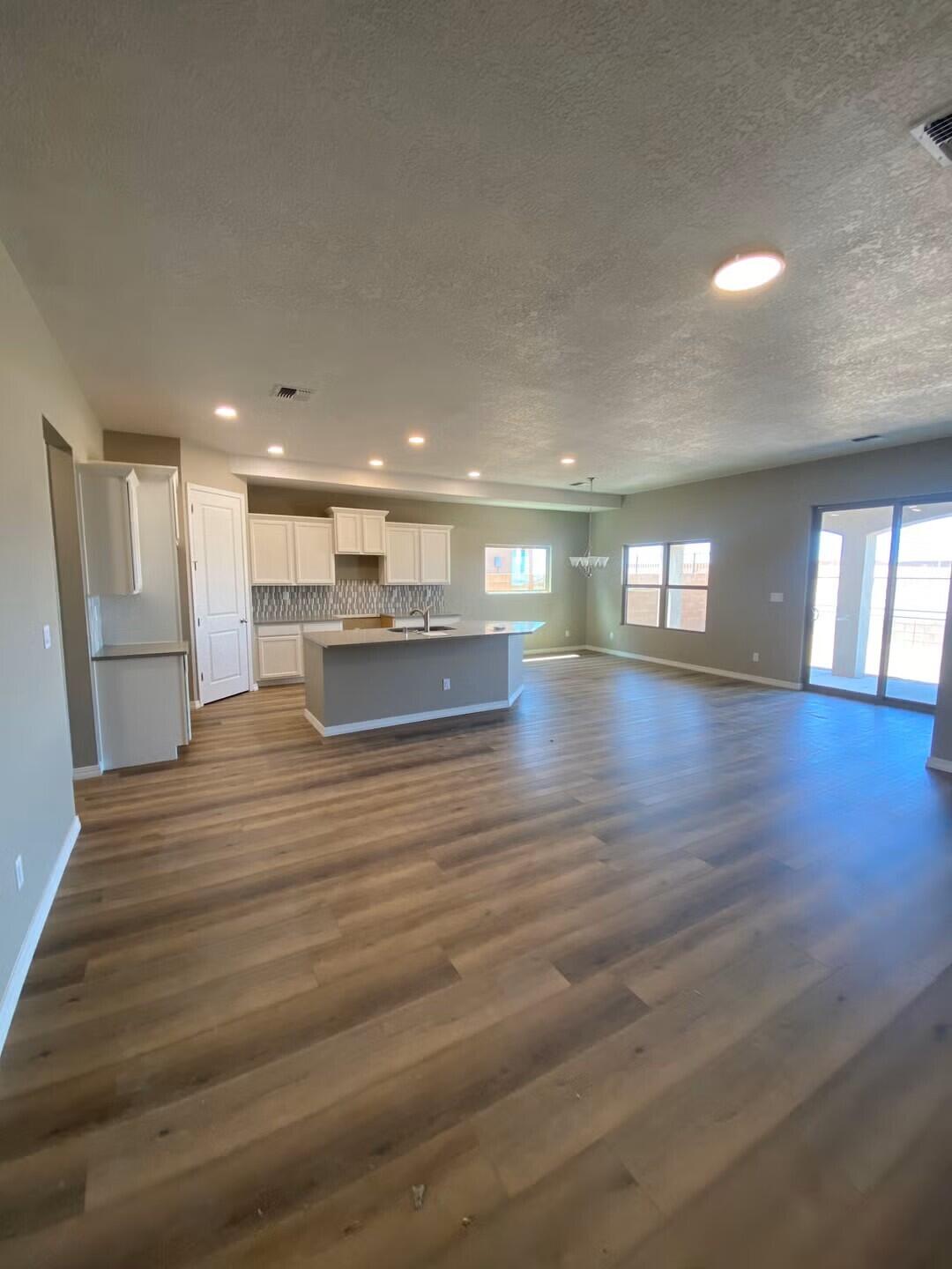 1616 VALLE DE COLORES Road NW