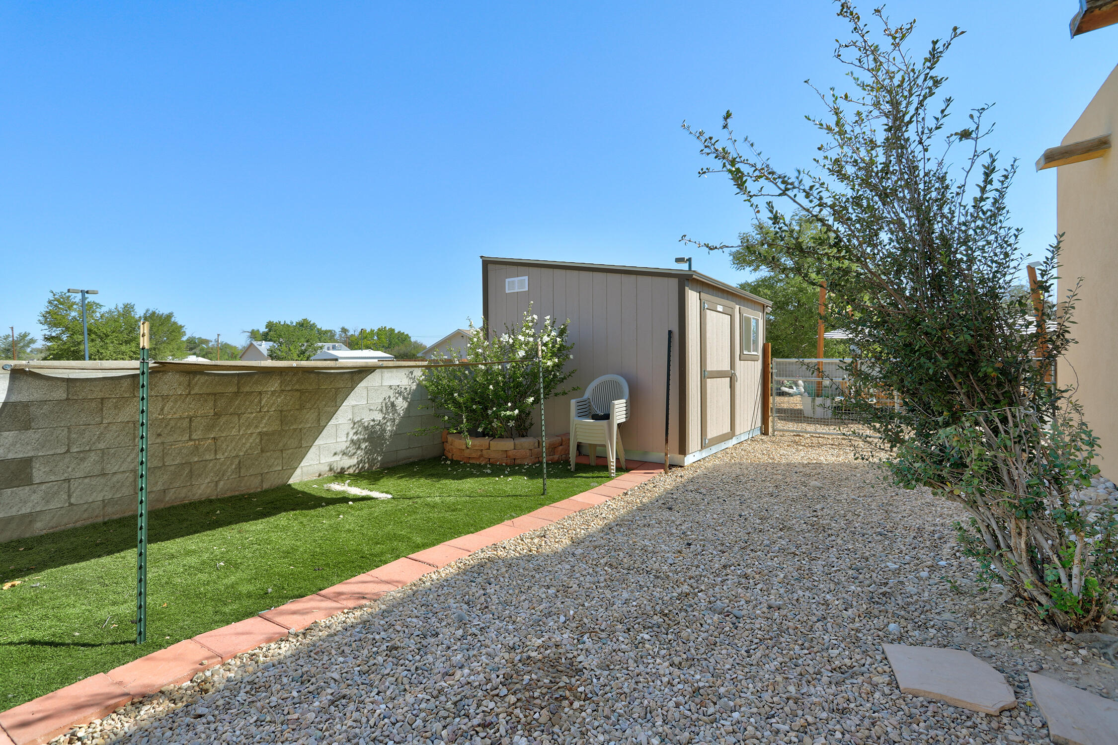 392 Coronado Lane, Los Lunas, New Mexico image 33