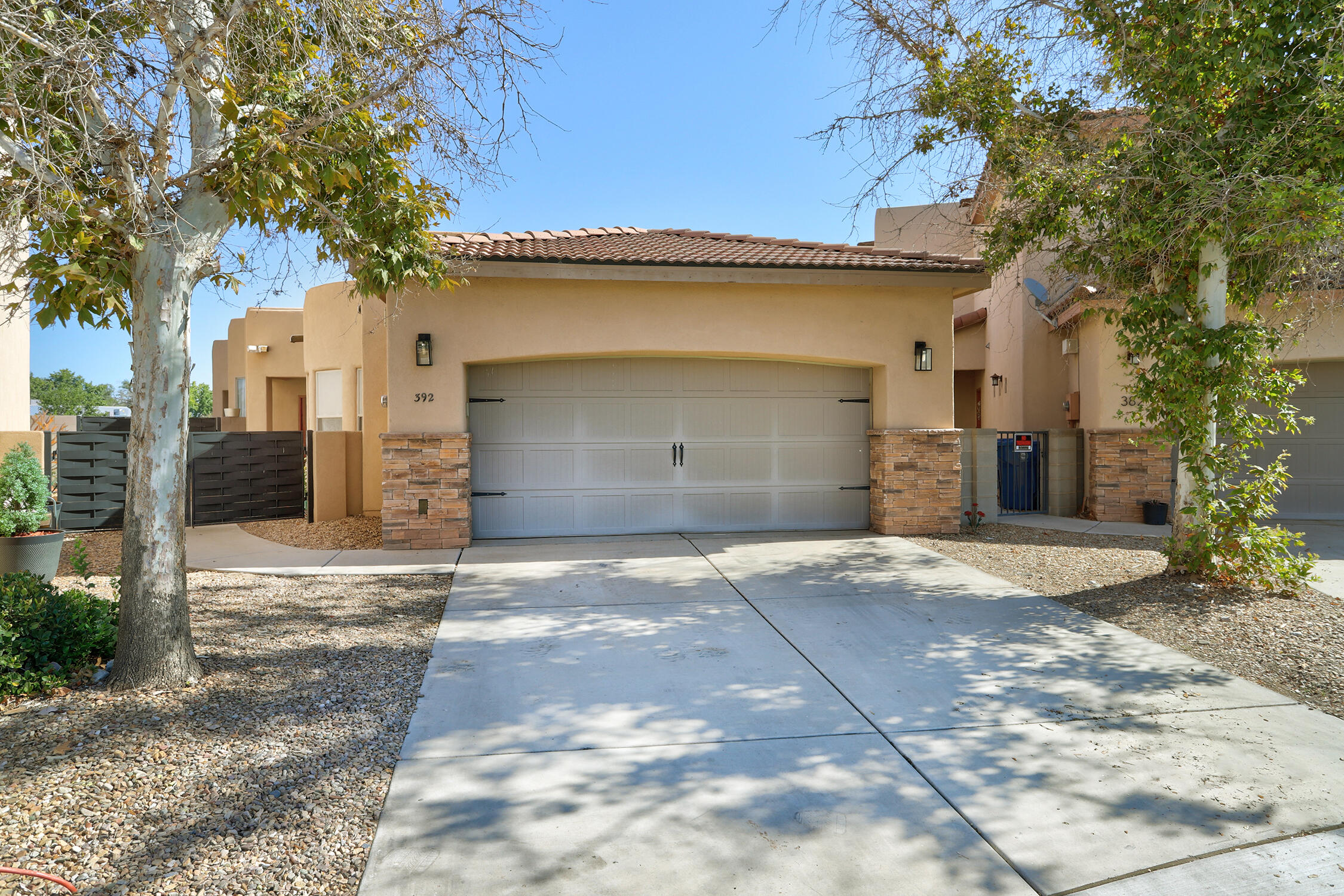 392 Coronado Lane, Los Lunas, New Mexico image 1