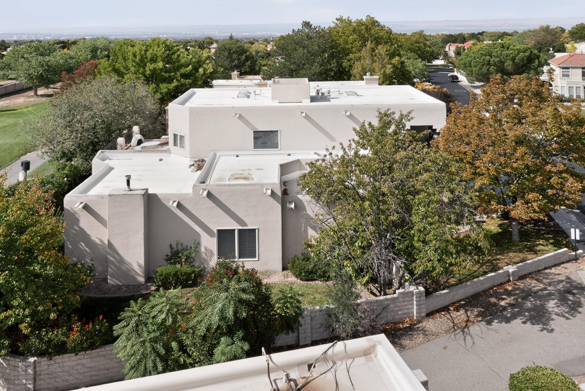 11436 Woodmar Lane NE