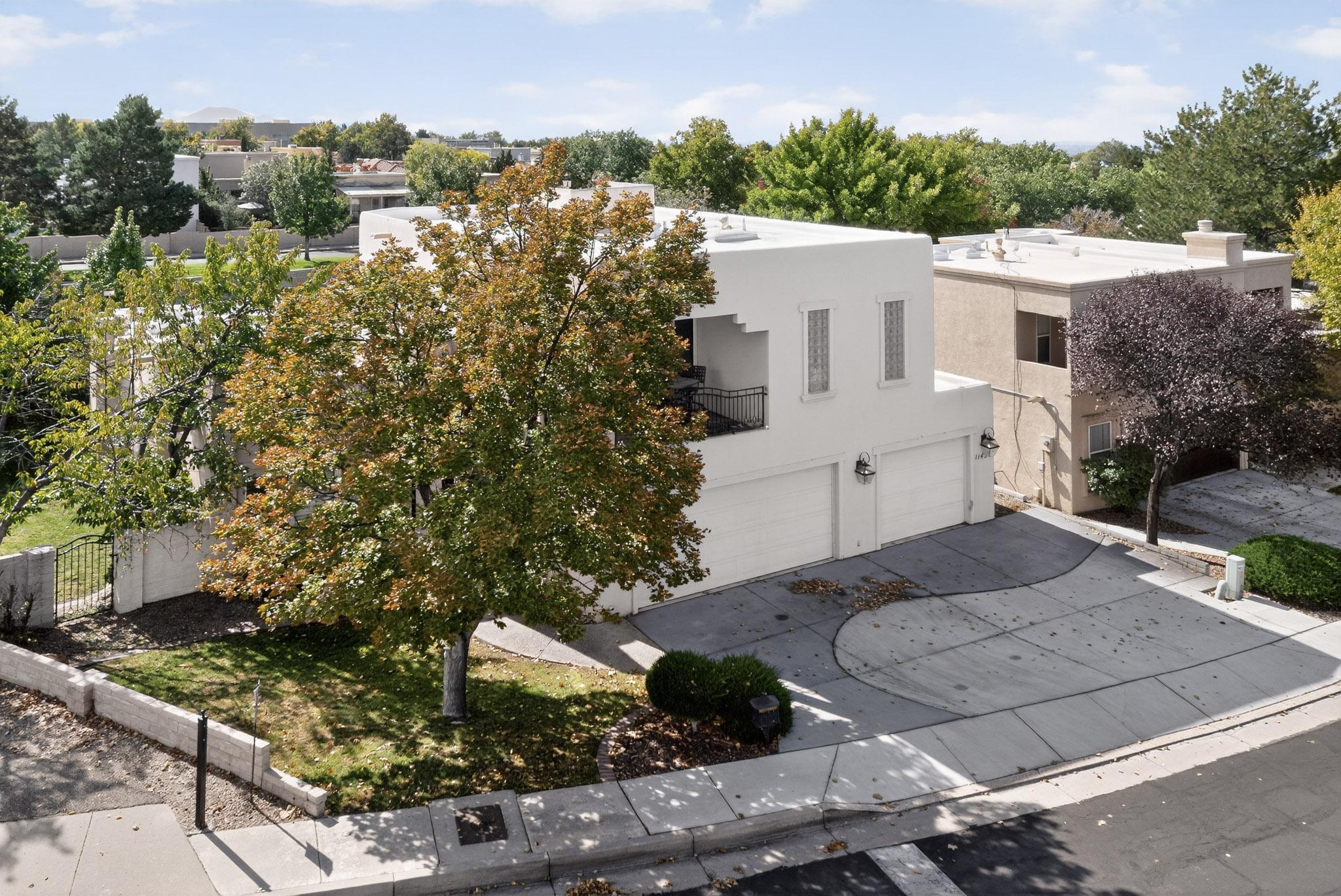 11436 Woodmar Lane NE