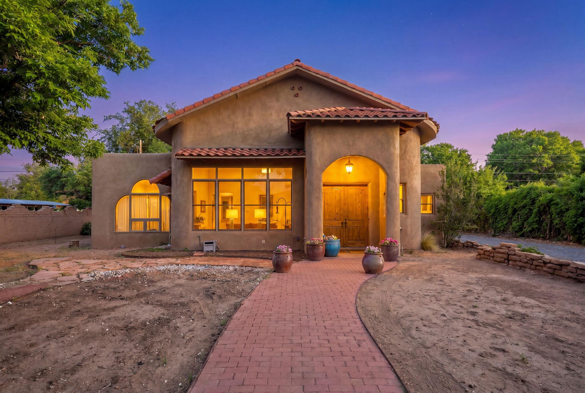 7406 Corrales Road