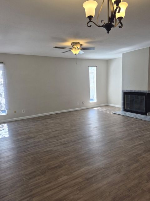 Townhouse For Rent - 7495 Prairie Road<br/> Albuquerque, NM 87109