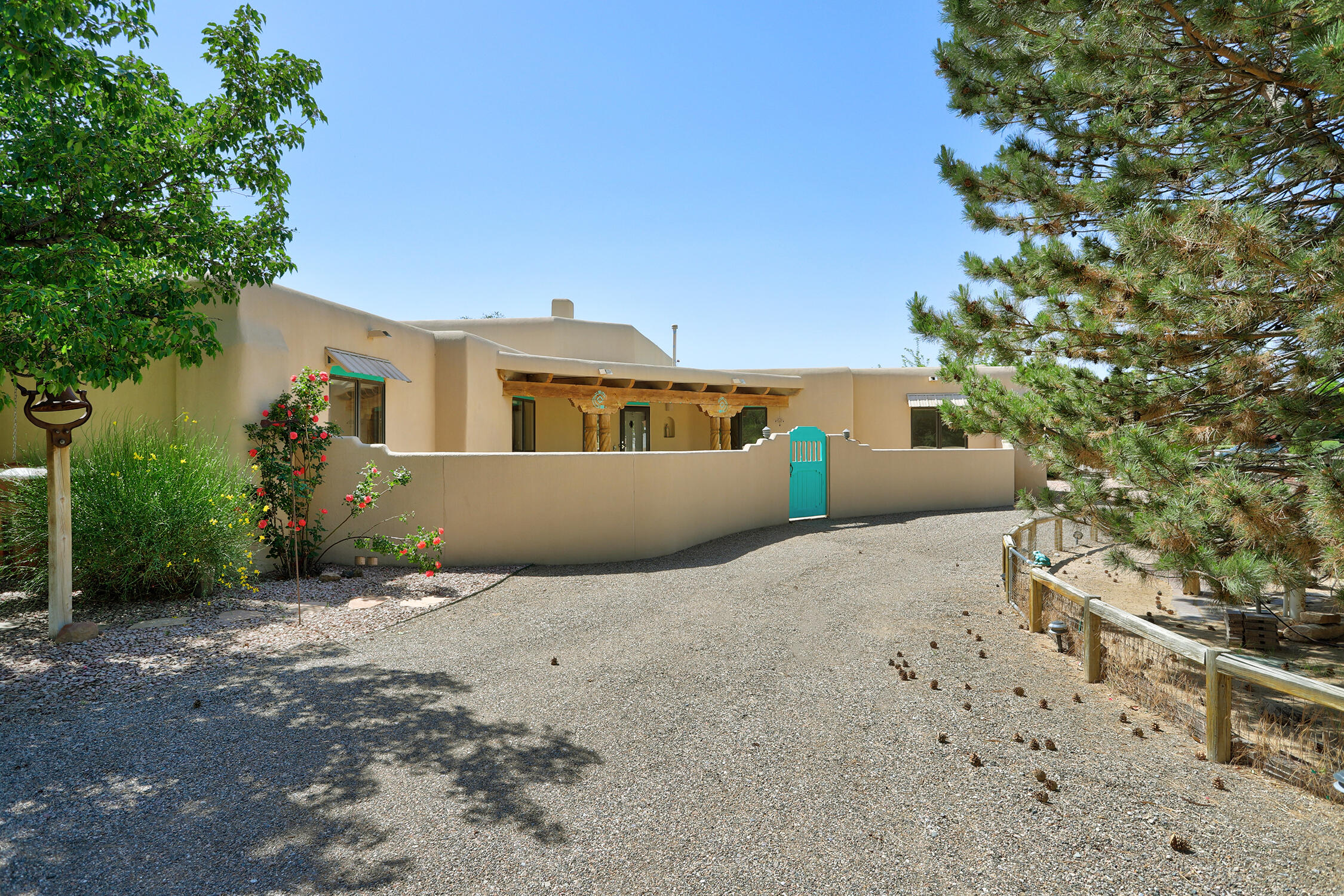 8022 Loma Larga Road, Corrales, New Mexico image 38