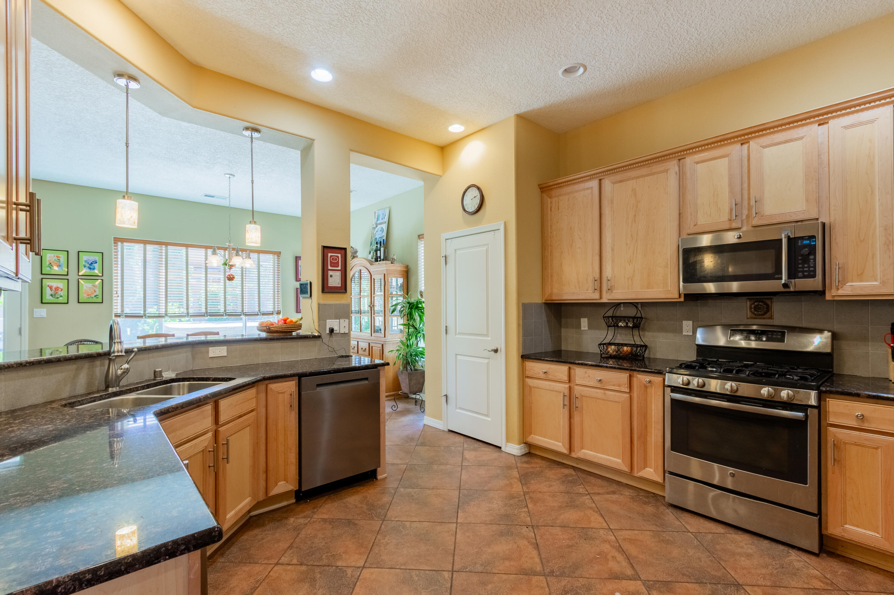 301 Zuni River Circle, Los Lunas, New Mexico image 13
