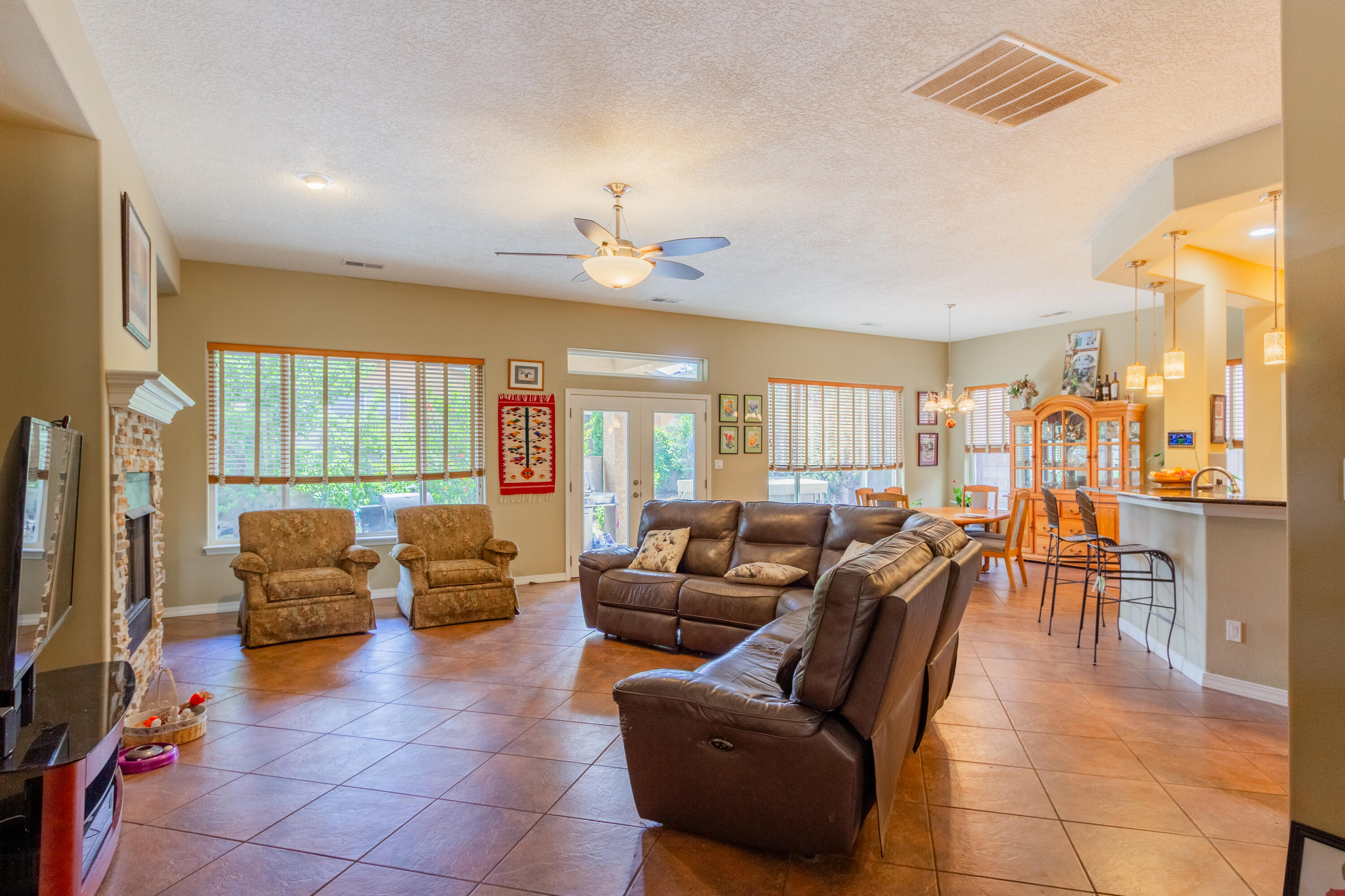 301 Zuni River Circle, Los Lunas, New Mexico image 8