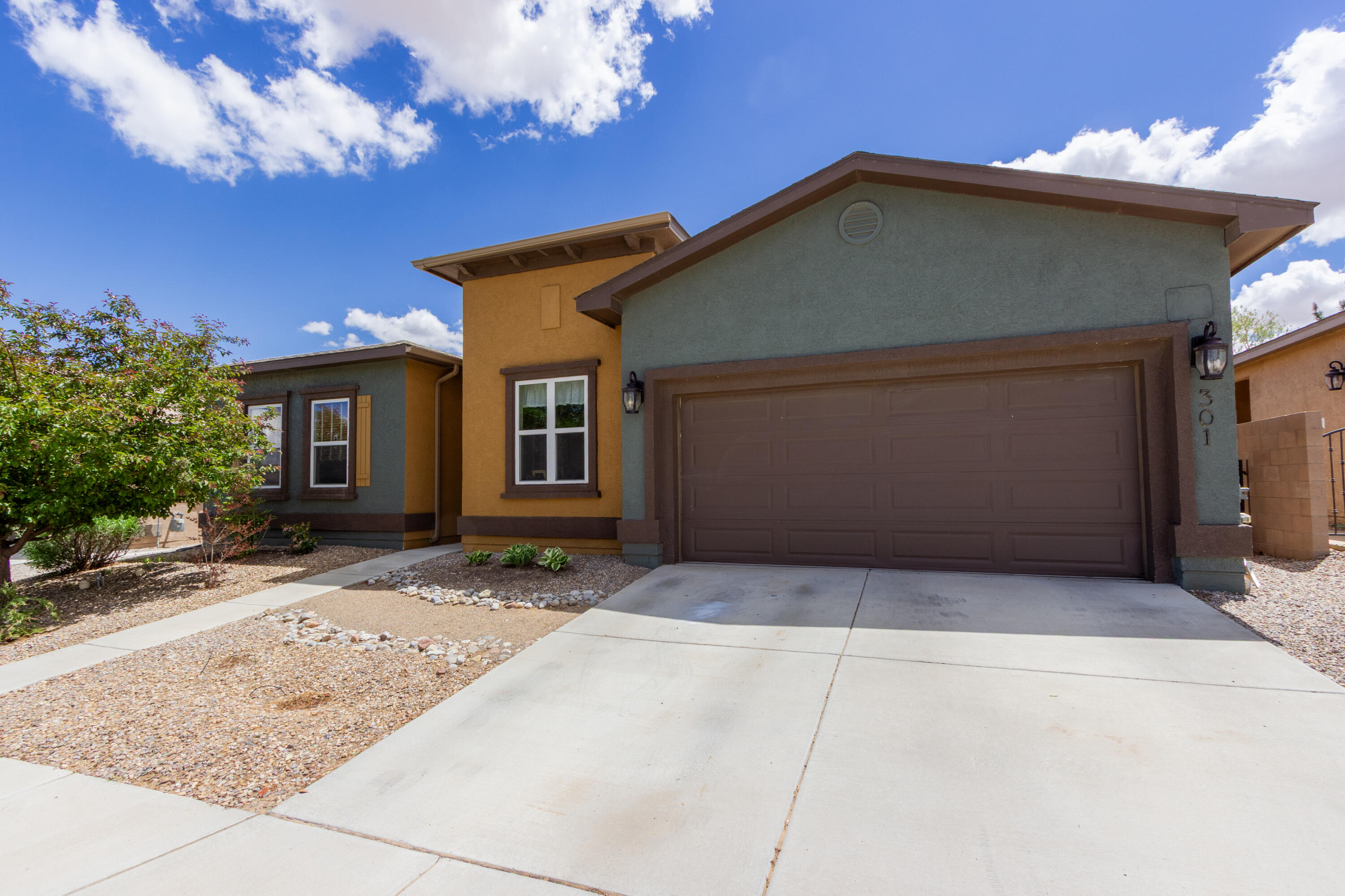 301 Zuni River Circle, Los Lunas, New Mexico image 3