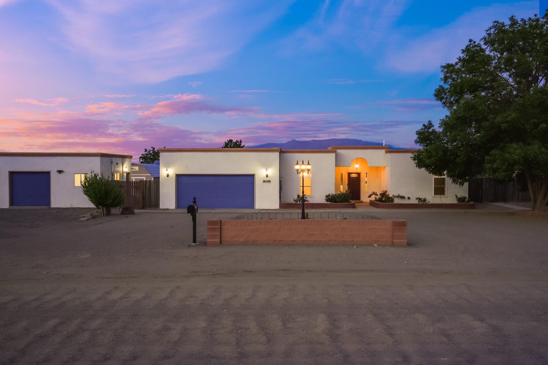 1104 10th Street, Rio Rancho, New Mexico image 1