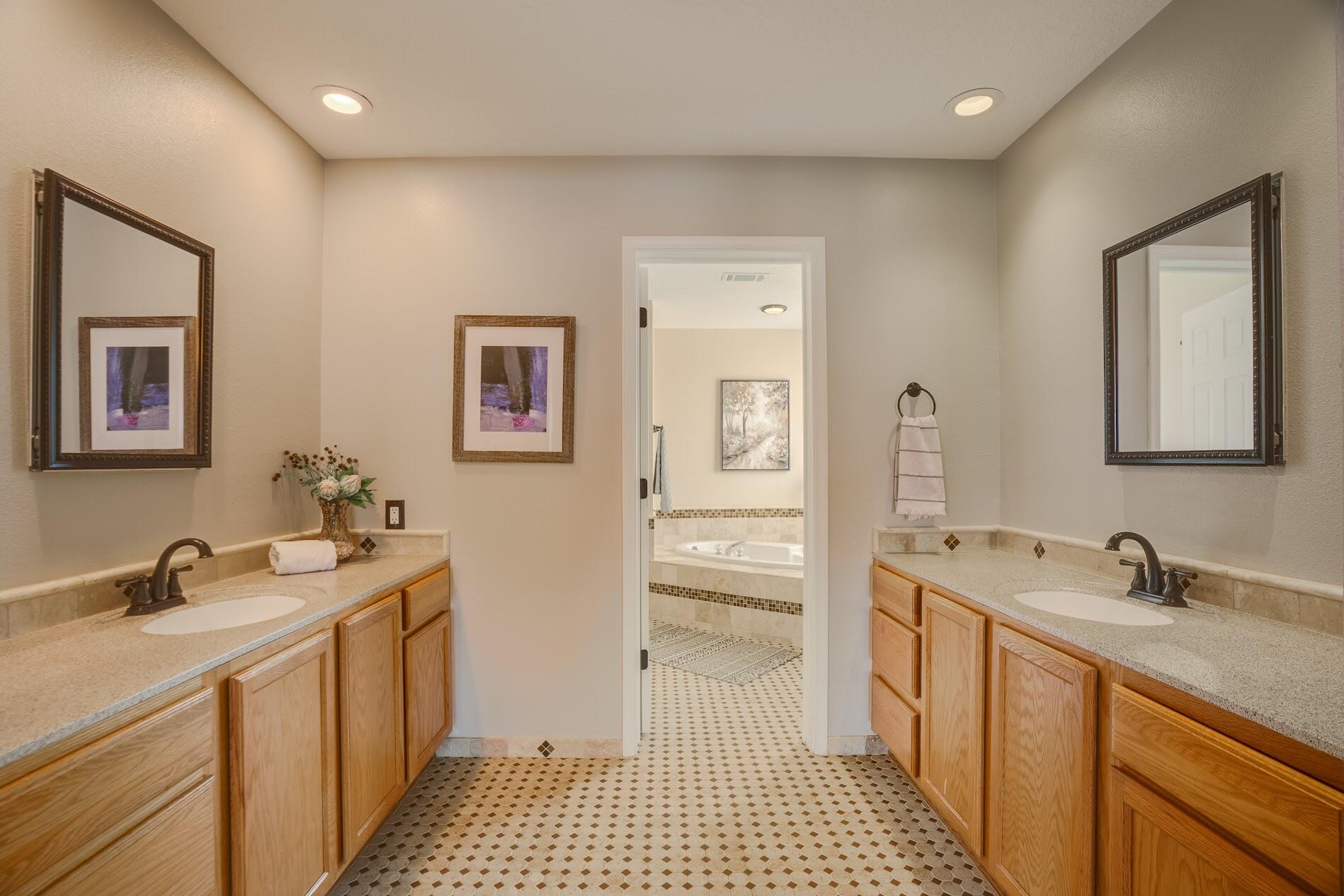 1104 10th Street, Rio Rancho, New Mexico image 16