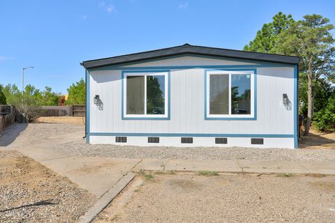 Mobile Home For Sale - 602 Fountain Court<br/> Albuquerque, NM 87124