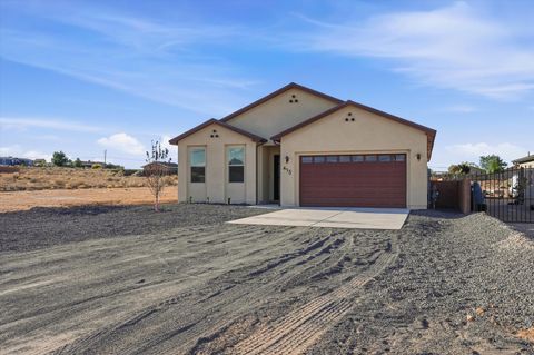 Photo of 413 Northern Boulevard NE, Rio Rancho, NM 87144 (MLS # 1104098)