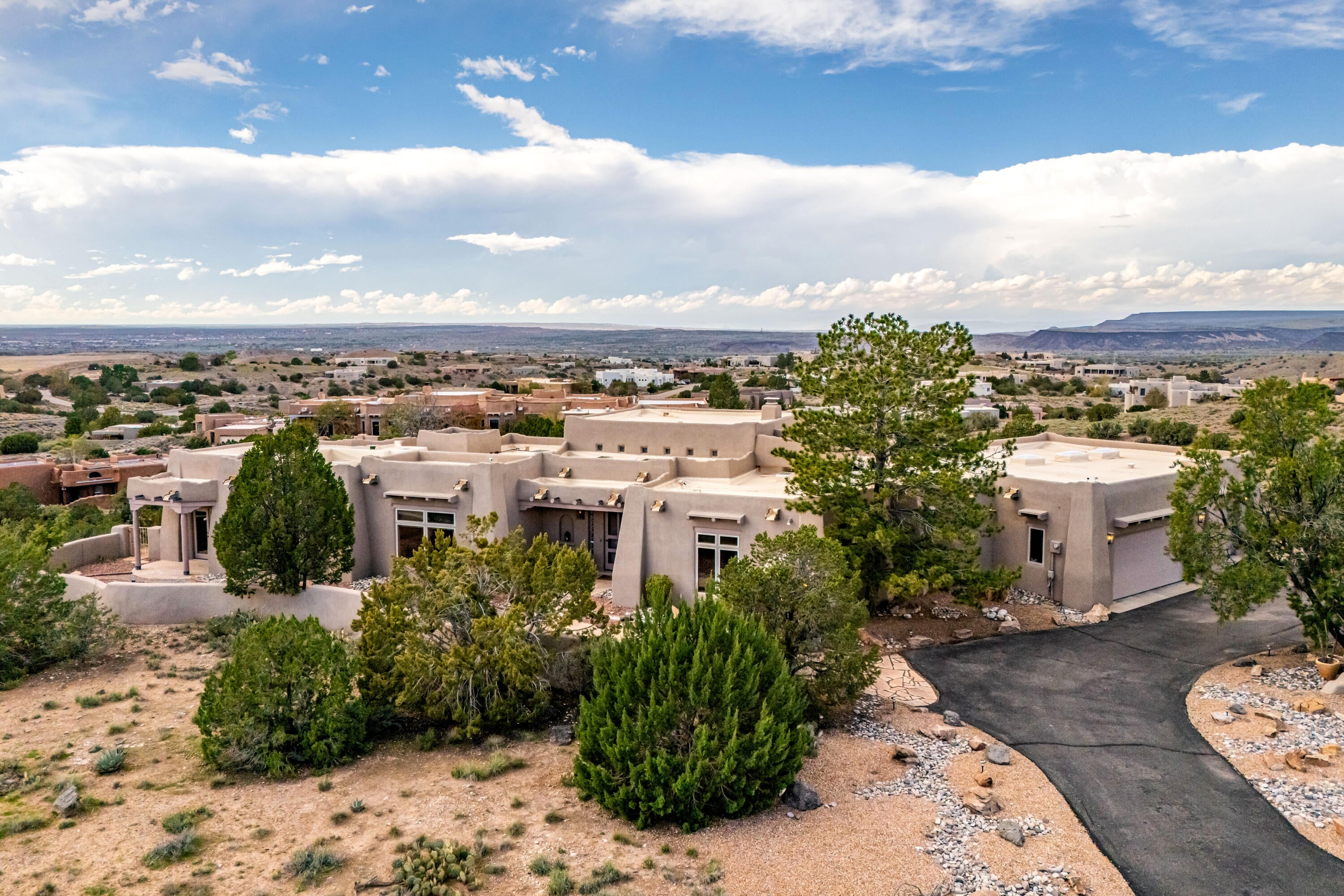 15 First Mesa Court