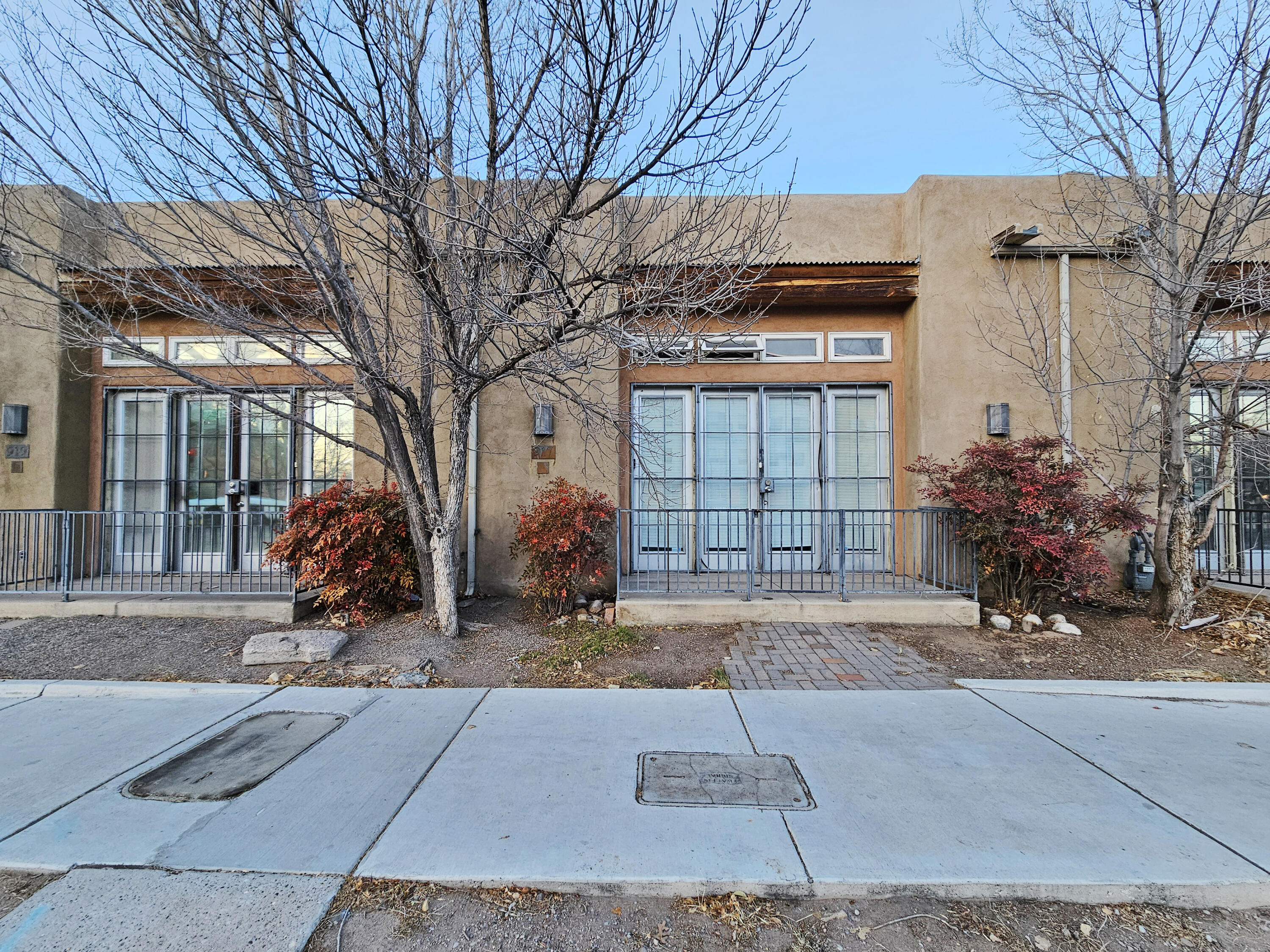 917 Copper Avenue, Albuquerque, New Mexico image 2