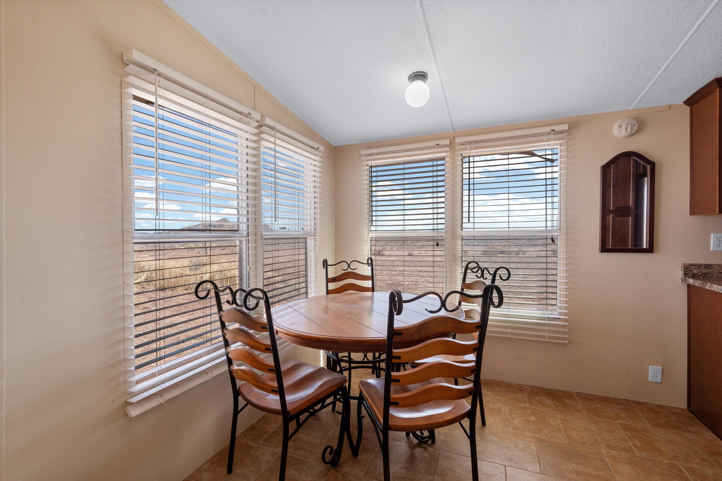 9 Colorado, Laguna, New Mexico image 20