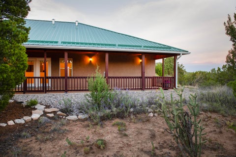 Photo of 8 Monte Oso, Edgewood, NM 87015 (MLS # 1111764)