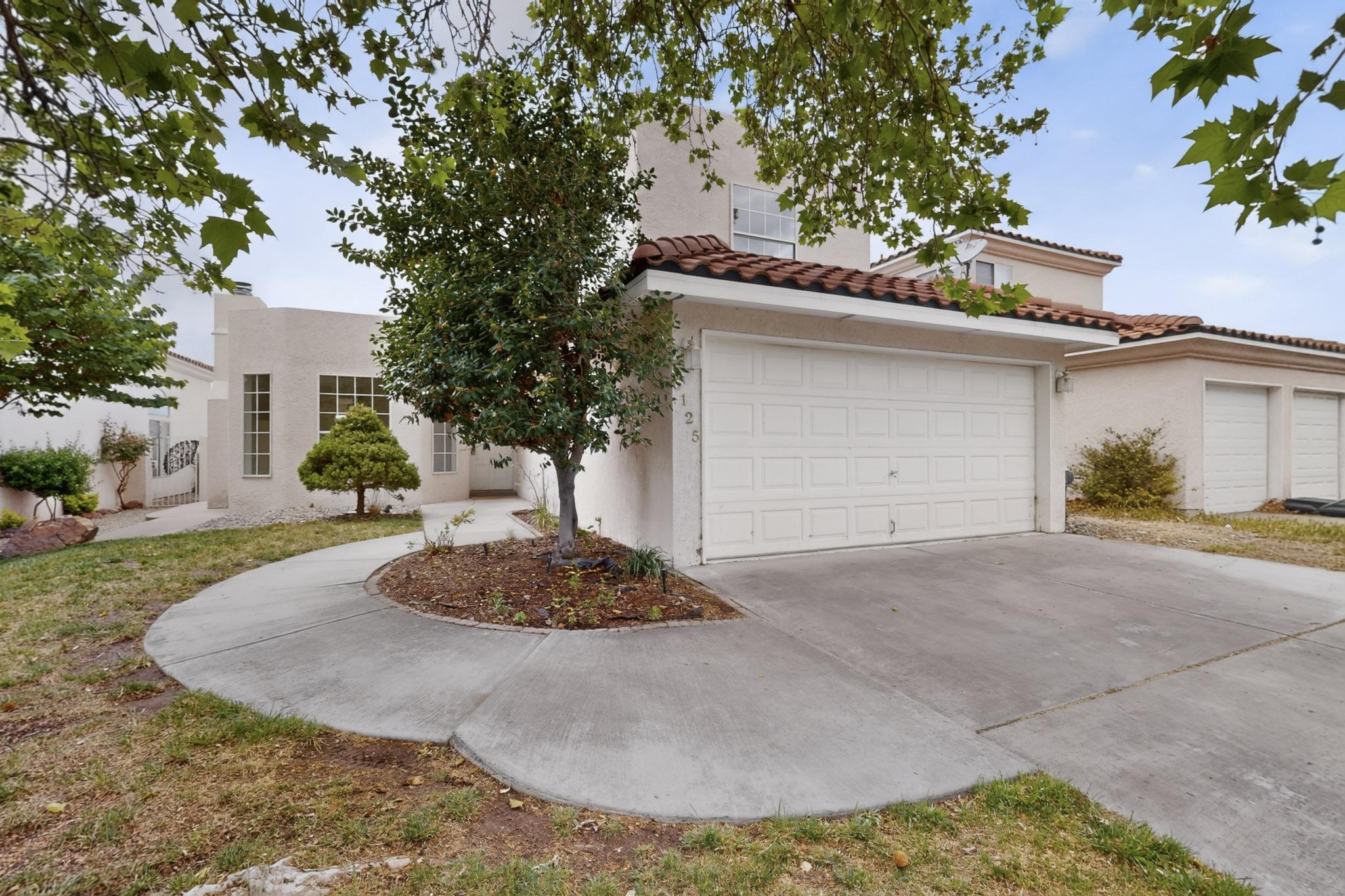 6125 Rosetree Place NE