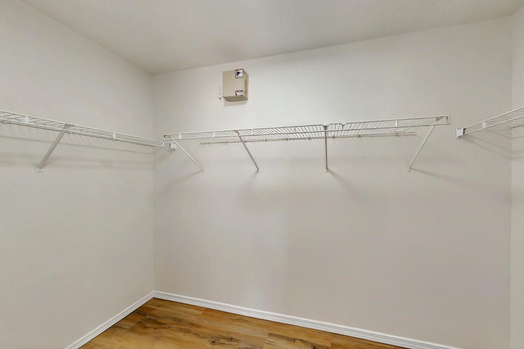 9927 Silverton Drive, Albuquerque, New Mexico image 33
