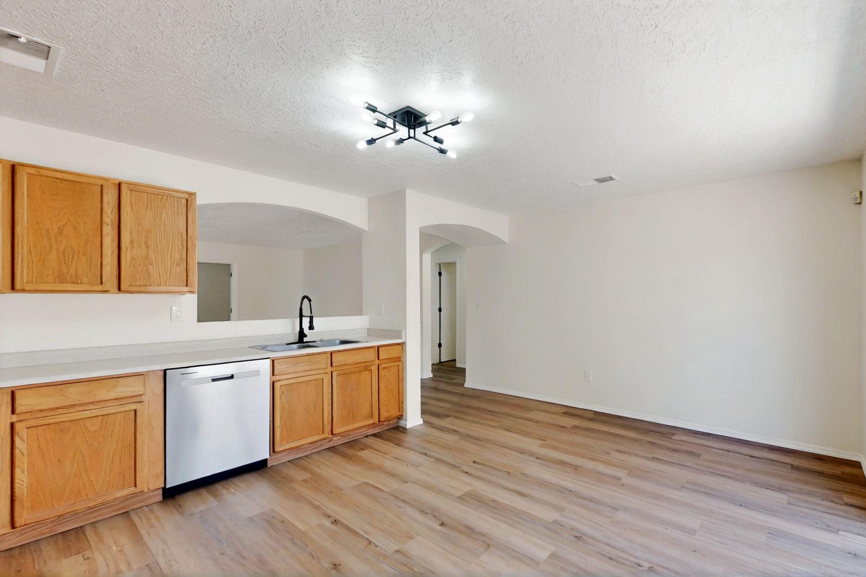 9927 Silverton Drive, Albuquerque, New Mexico image 12