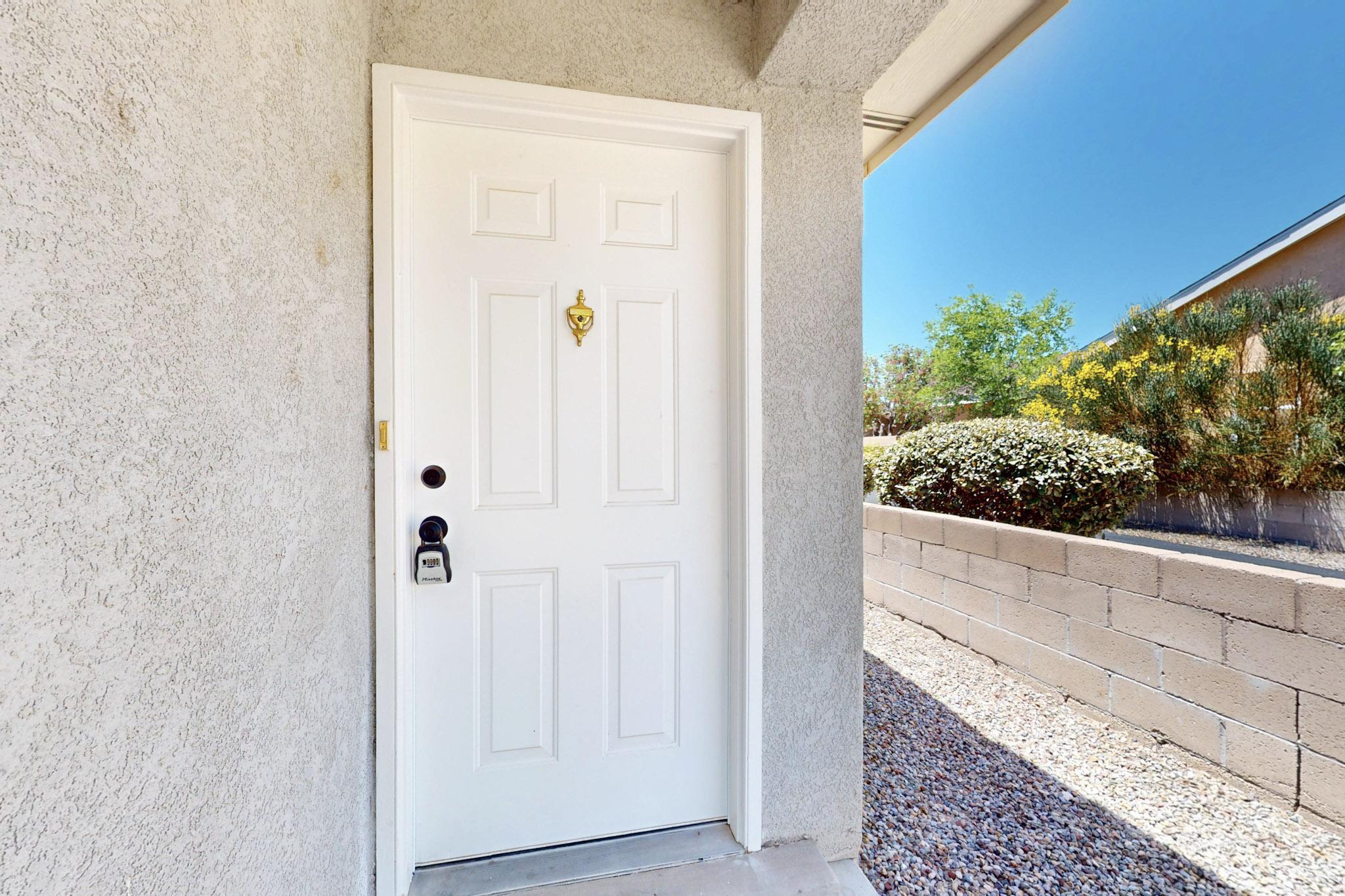 9927 Silverton Drive, Albuquerque, New Mexico image 4