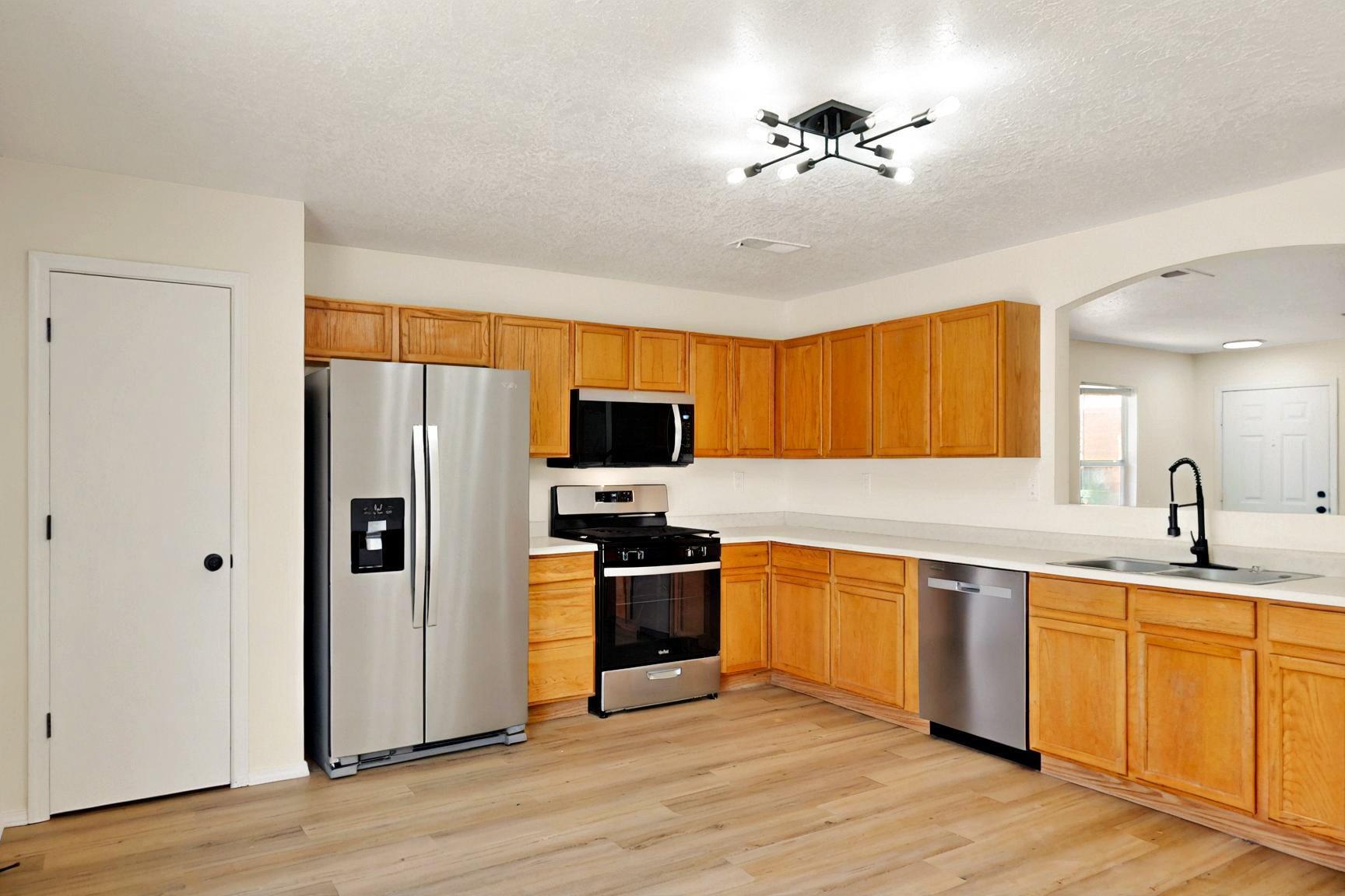 9927 Silverton Drive, Albuquerque, New Mexico image 15