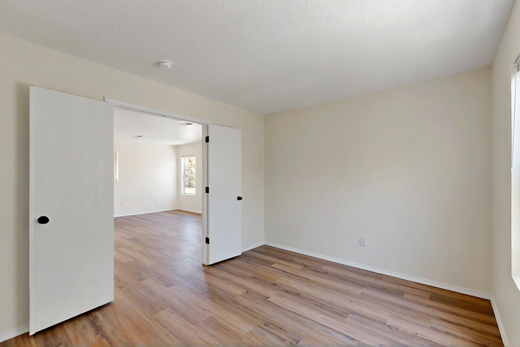 9927 Silverton Drive, Albuquerque, New Mexico image 32