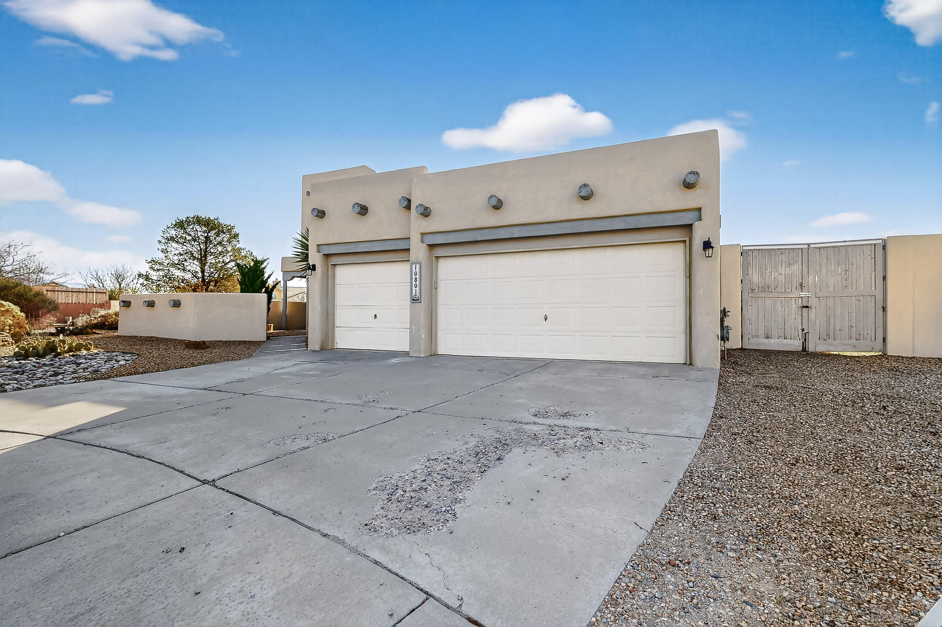 10801 Chicobush Drive NW