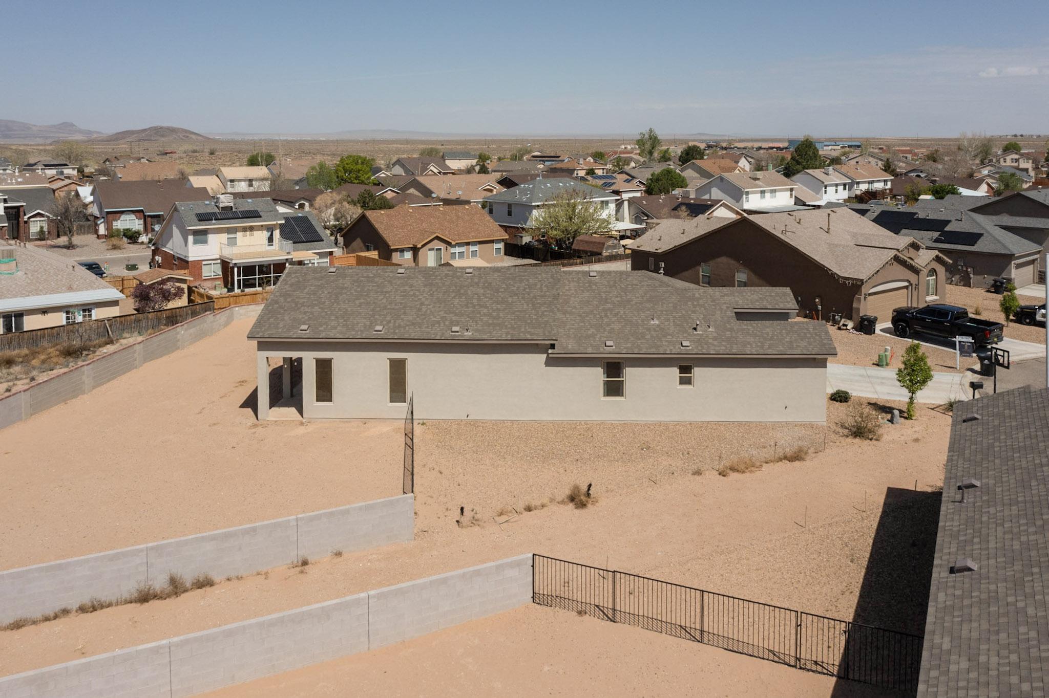 13 Enebro Place, Los Lunas, New Mexico image 28