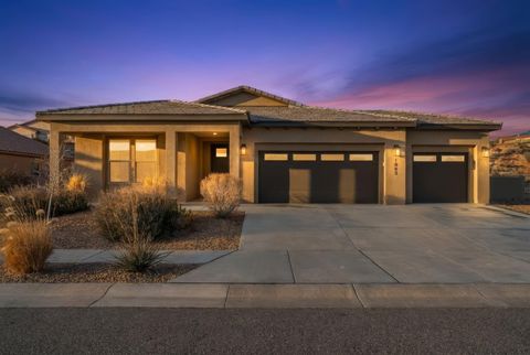 Photo of 1963 Castle Peak Loop NE, Rio Rancho, NM 87144 (MLS # 1096807)