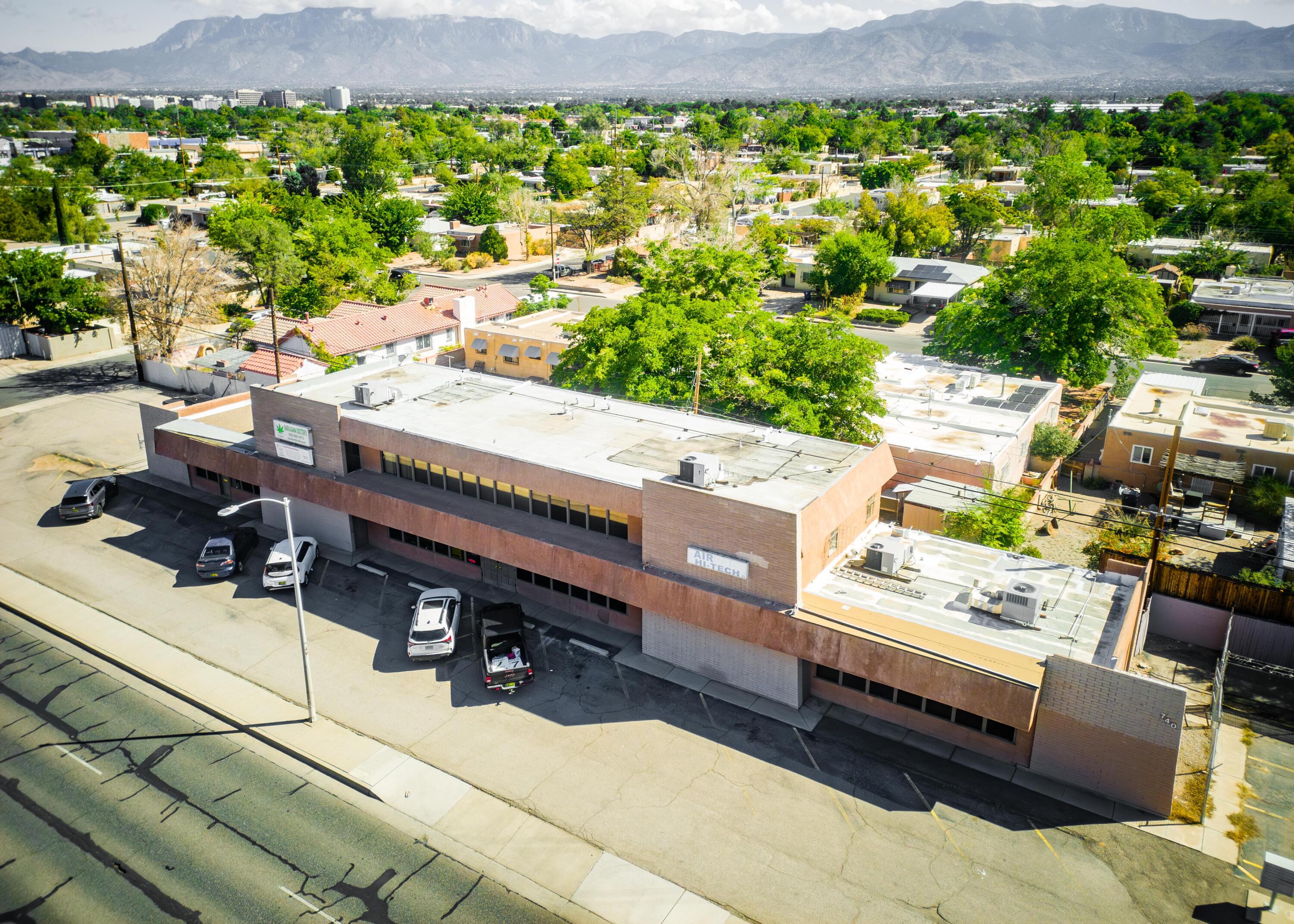 740 San Mateo Boulevard NE