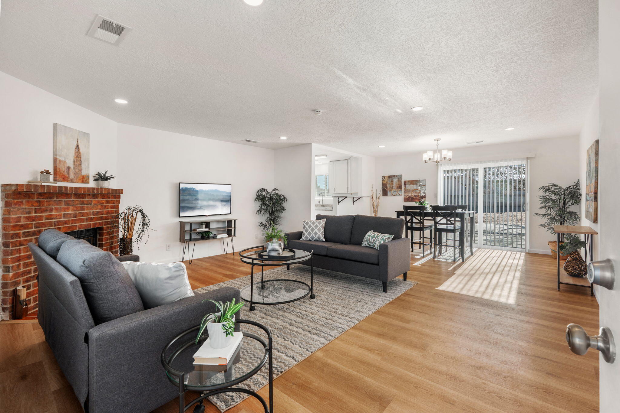 721 Chuckwagon Road SE